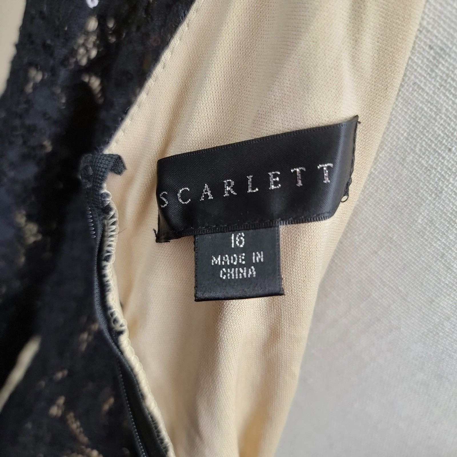 Scarlett Black Lace Sequin 3/4 Sleeve Cocktail Formal Dress Size 16 Knee Length