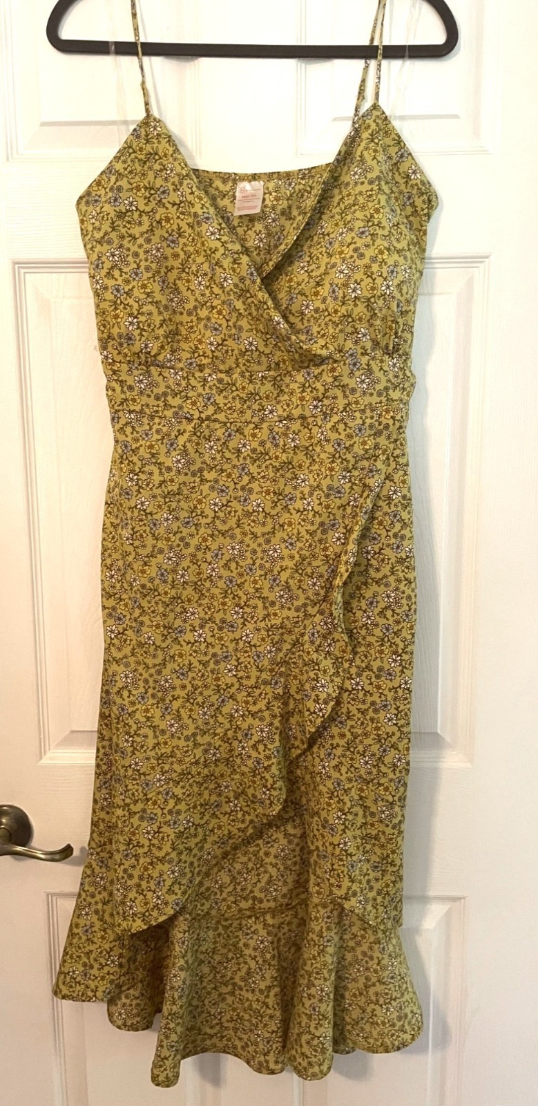 No Bo Yellow Floral Wrap Dress XXXL 3X Ruffled Hem Adjustable Straps Cottage