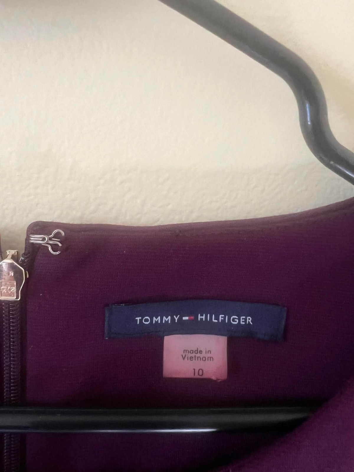 Tommy Hilfiger Women’s Purple Sheath Dress 10 Short Sleeve Round Neck Zip Solid