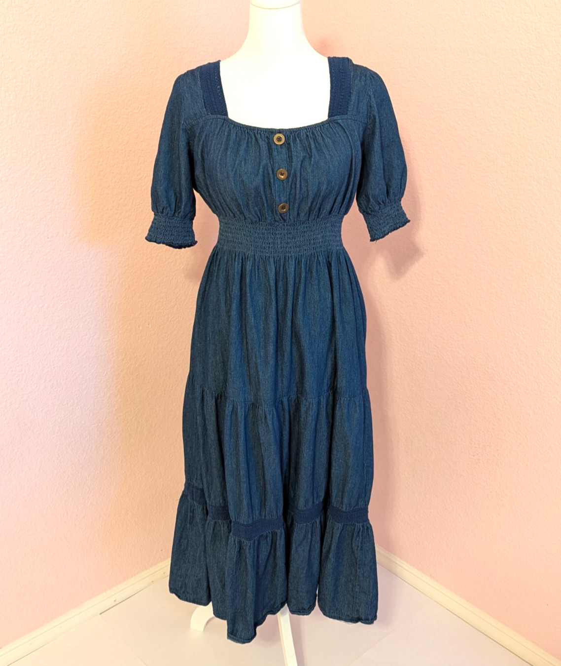 Indigo & Lace Chambray Denim Tiered Dress Smocked Waist Puff Sleeve Women’s L