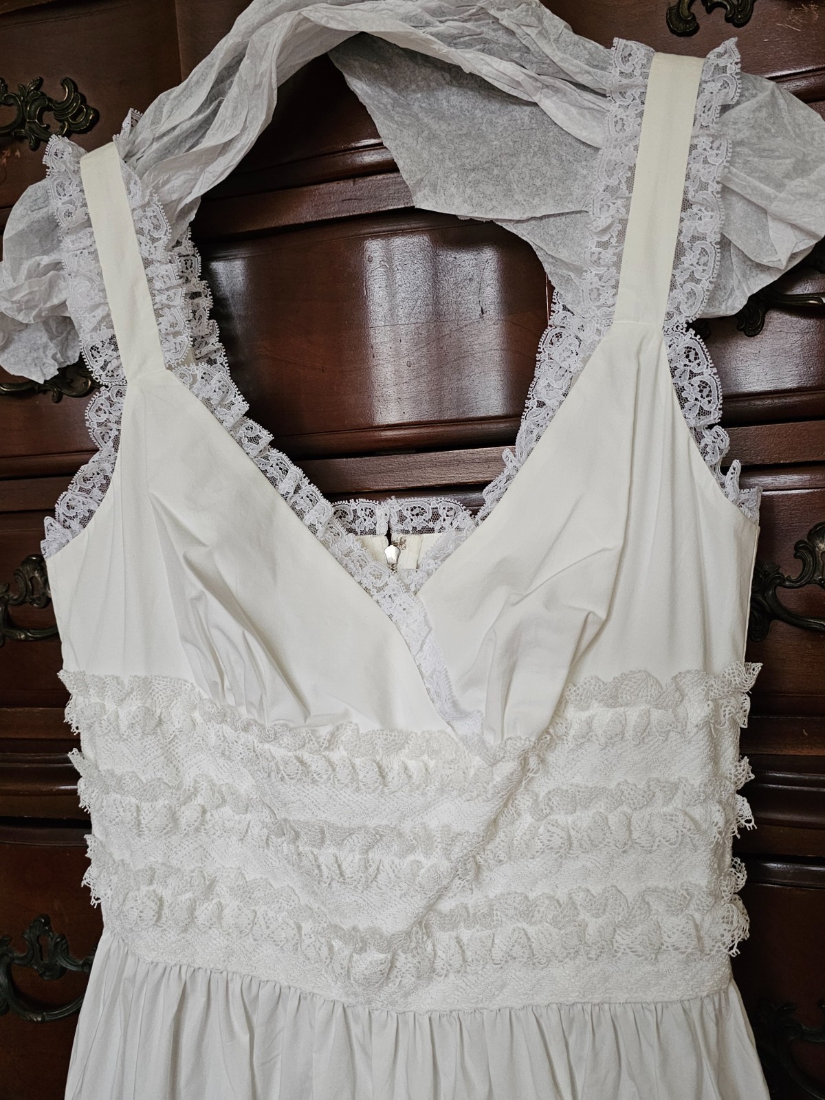 BNWT DOLCE & GABBANA WHITE SUMMER DRESS SIZE 42 LACE BUSTIER TIERED SKIRT