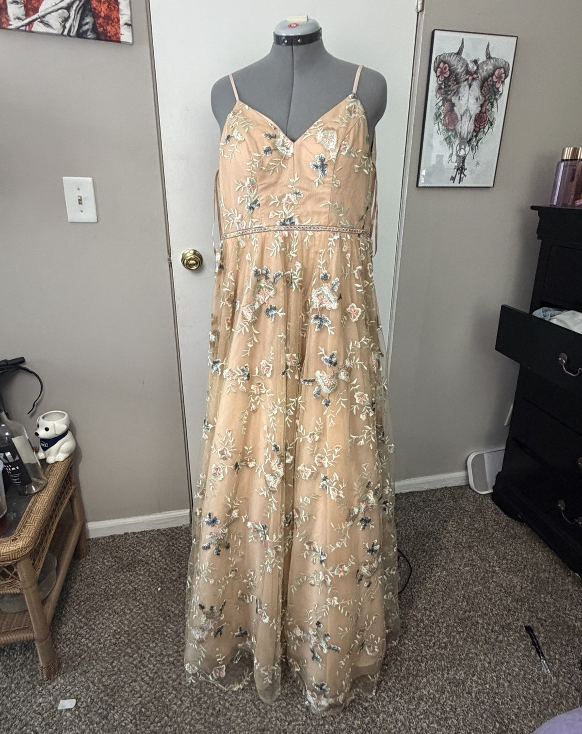 Say Yes to the Prom Formal Maxi Long Nude/Pink Floral Embroidered Mesh V-Neck 3