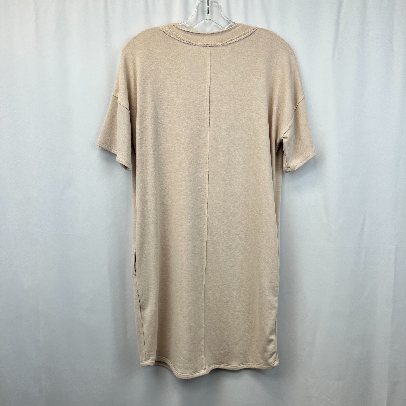 Cherish Womens Beige Short Sleeve V-Neck Pockets Short T-Shirt Dress Size Medium