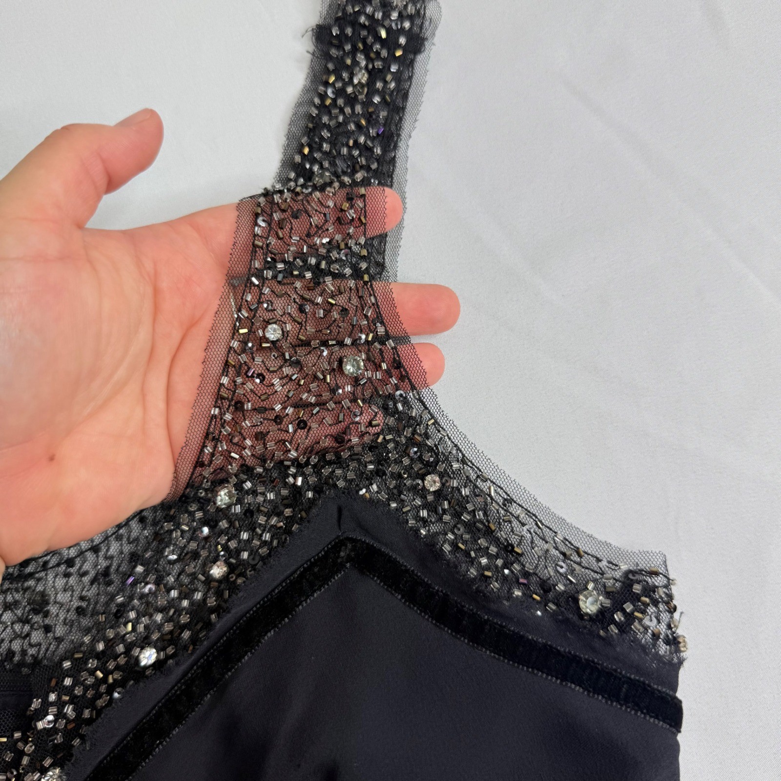 BCBGMAXAZRIA Black Beaded Silk Mesh Mini Dress Velvet Trim Smocked Size 8 LBD
