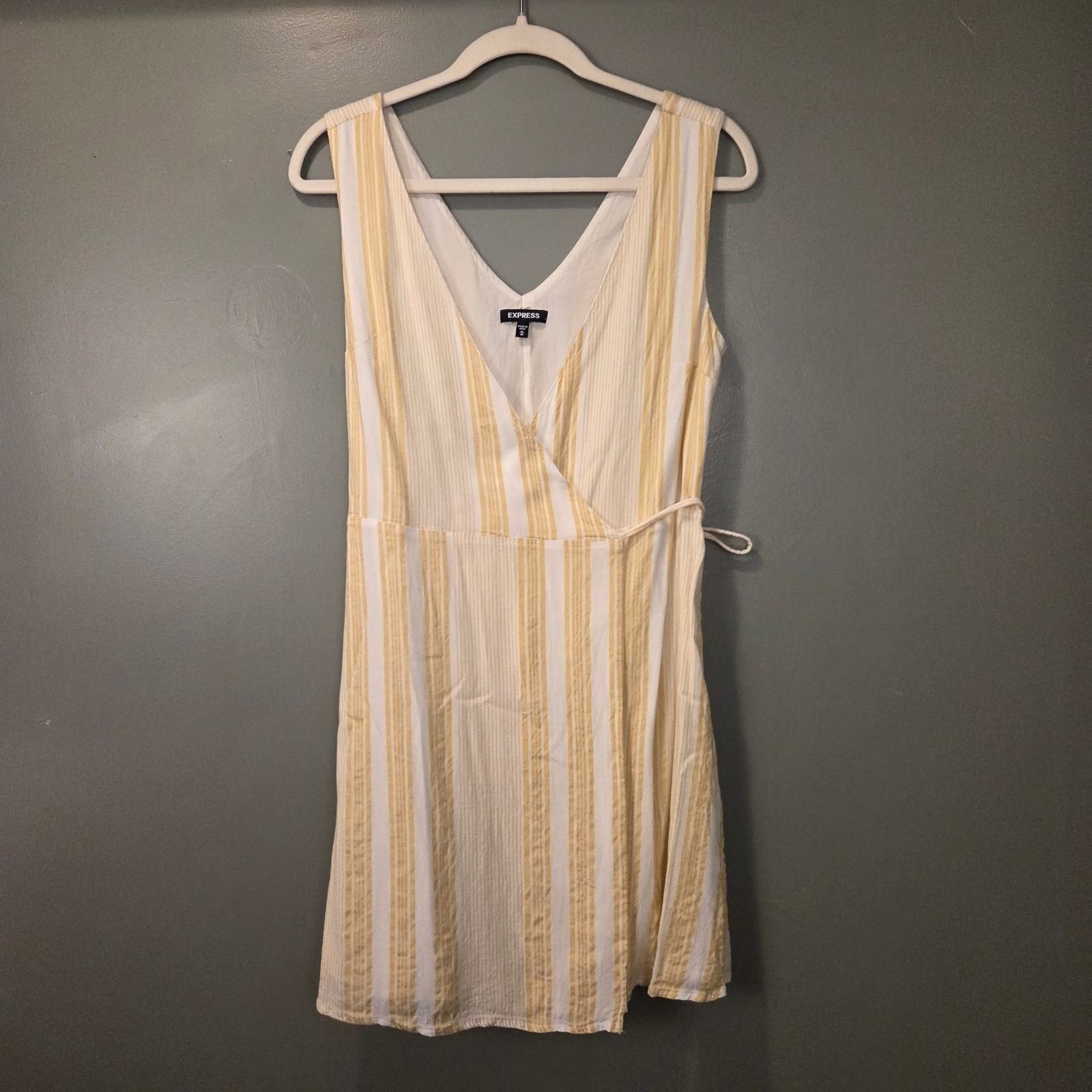 Express Women’s Adjustable Wrap Tie Waist Mini Dress Size M Yellow White Stripe