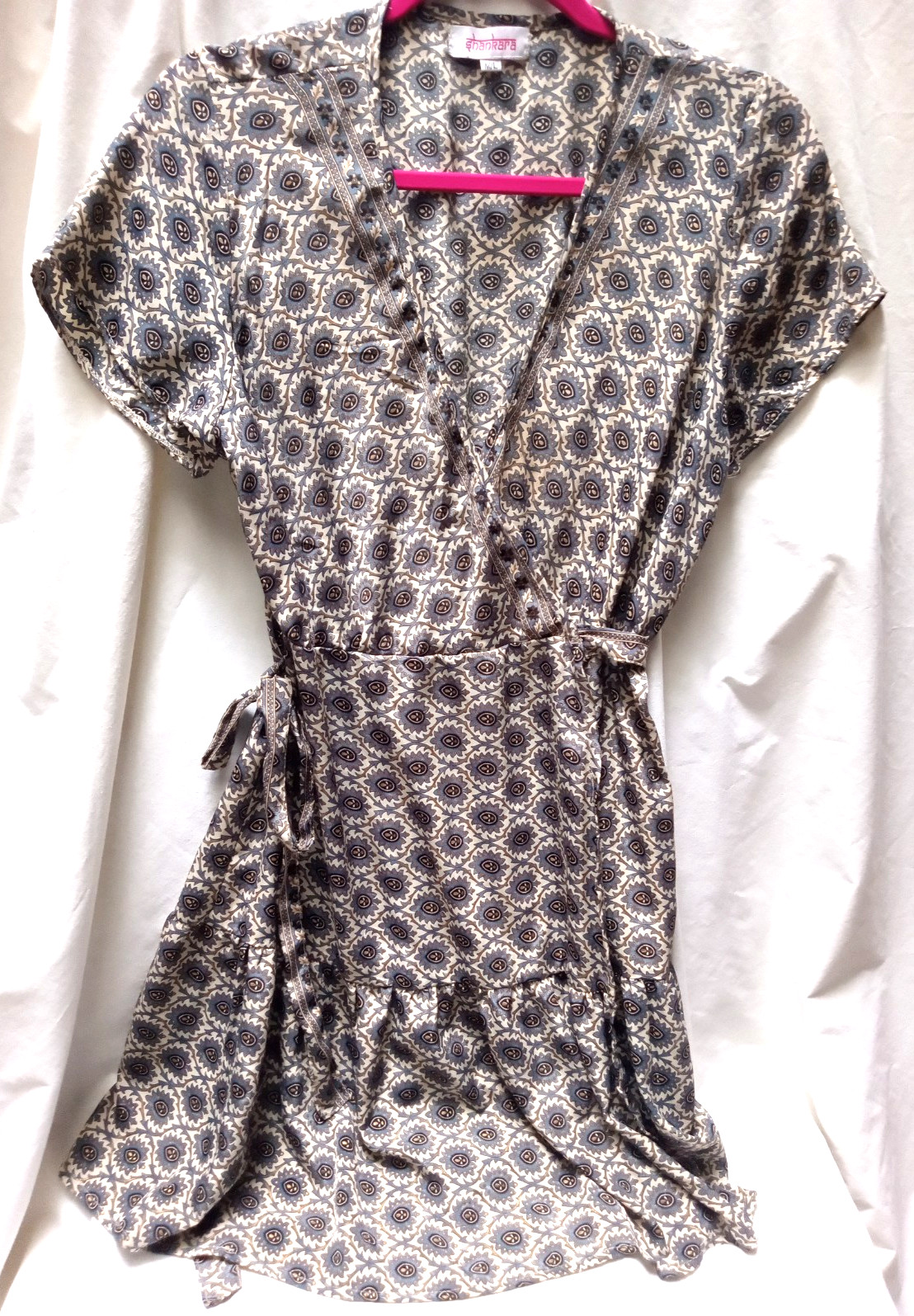 Silk Wrap Dress Short Sleeve Geometric Gray/ Ivory Size ML