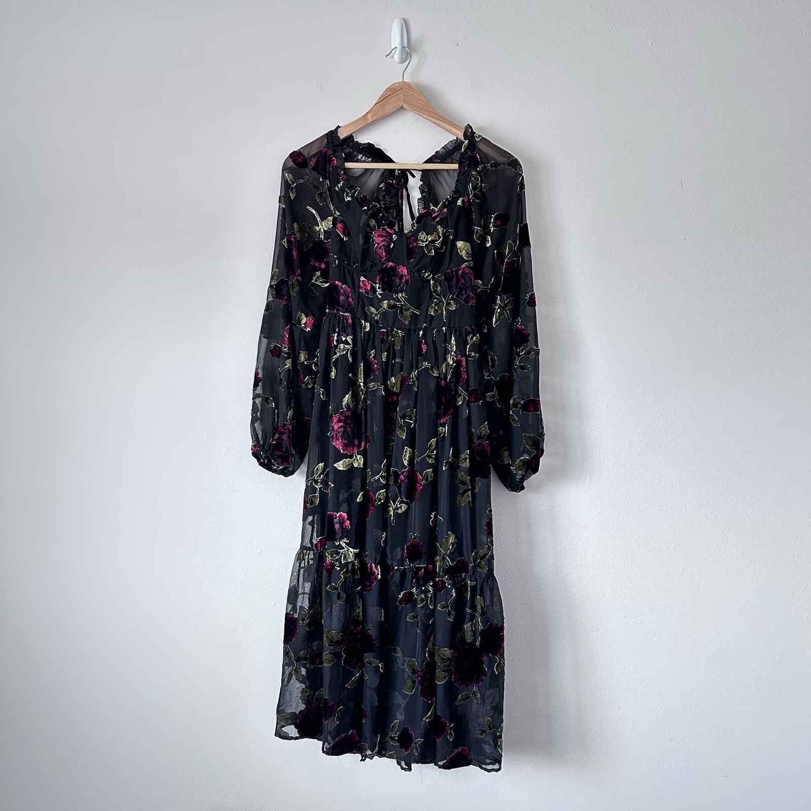 VICI Whimsigoth Velvet Vampy Holiday Dress Roses Gothic Vampire Witchy Sz XS