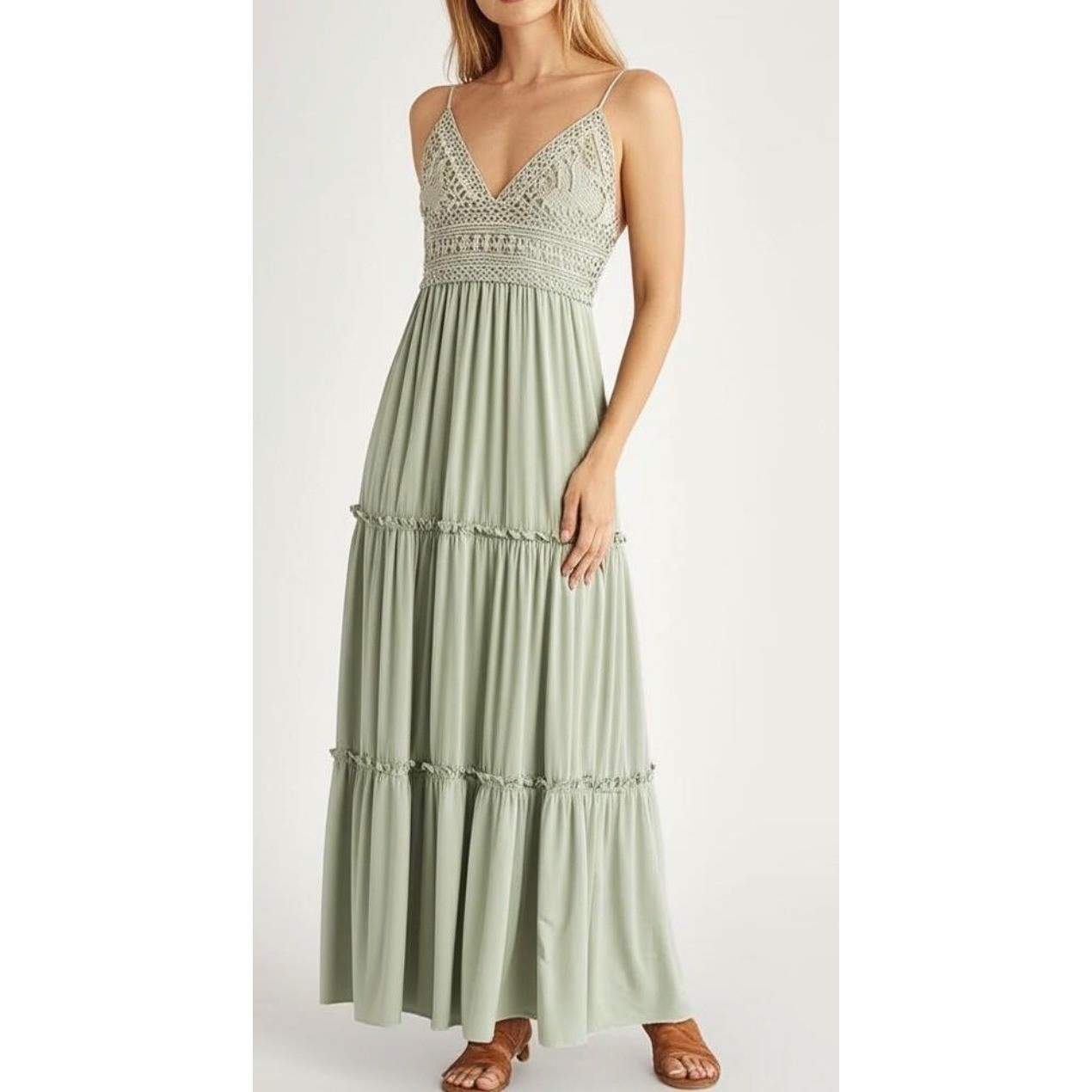 Romwe Tiered Midi Dress Womens M Sage Green Excellent Crochet Lace Boho Smocked