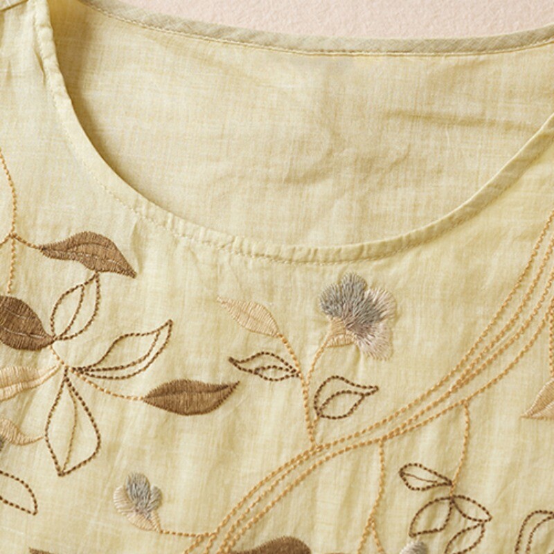 Women Side Slit Embroidery Retro Style Dress Half Sleeve Chinese Dress Summer