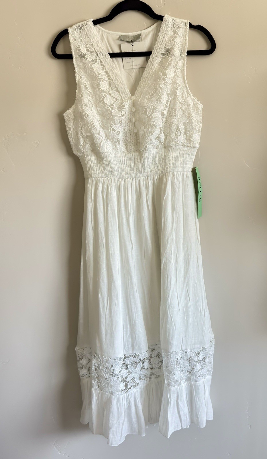 J GEE Size PM White Smocked Fit Sleeveless Embroidery Beach Dress NWT