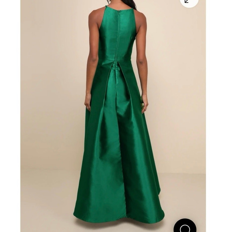 Lulu’s Broadway Show Emerald Green High-Low Gown Size M