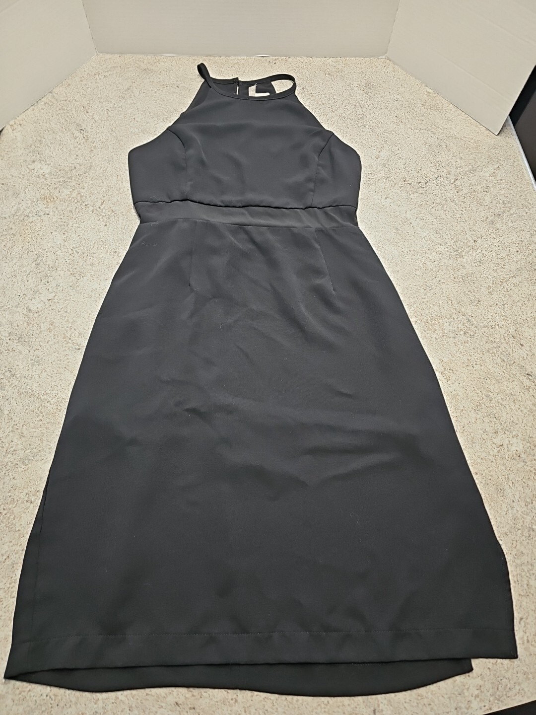 Forever 21 Women’s Solid Black Sleevless Dress Size L