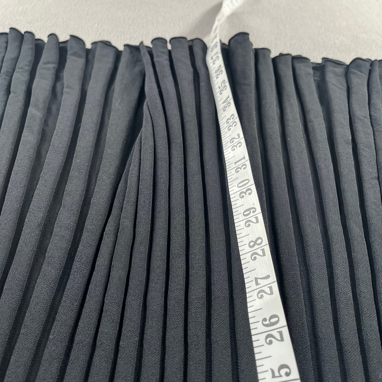 Scanlan Theodore Dress Womens Medium Black Pleated Tie Knit Ruffle Frill Navy