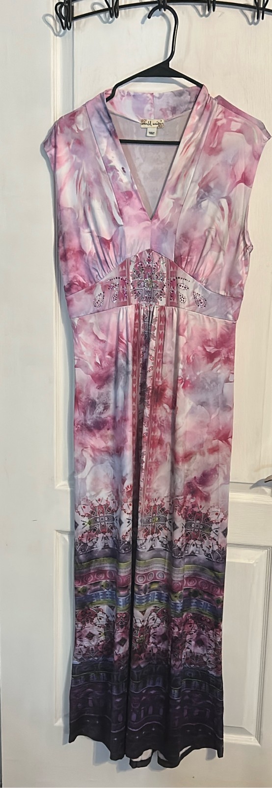 World Unity Pink Purple Empire Waist Rhinestone V-Neck Boho Maxi Dress Size S