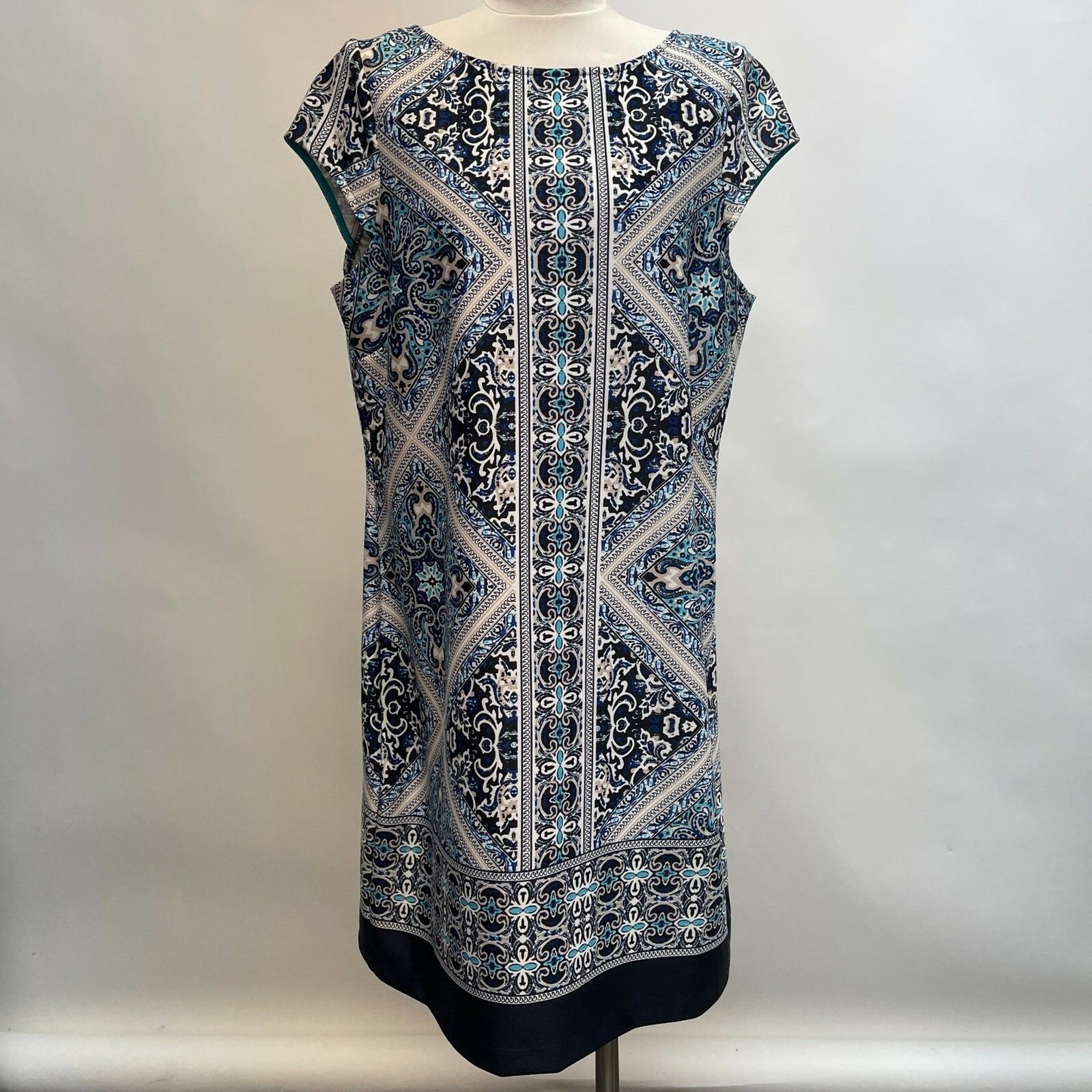 Tiana B. Women’s Dress Shift Size 14W White Blue Beige Multicolor