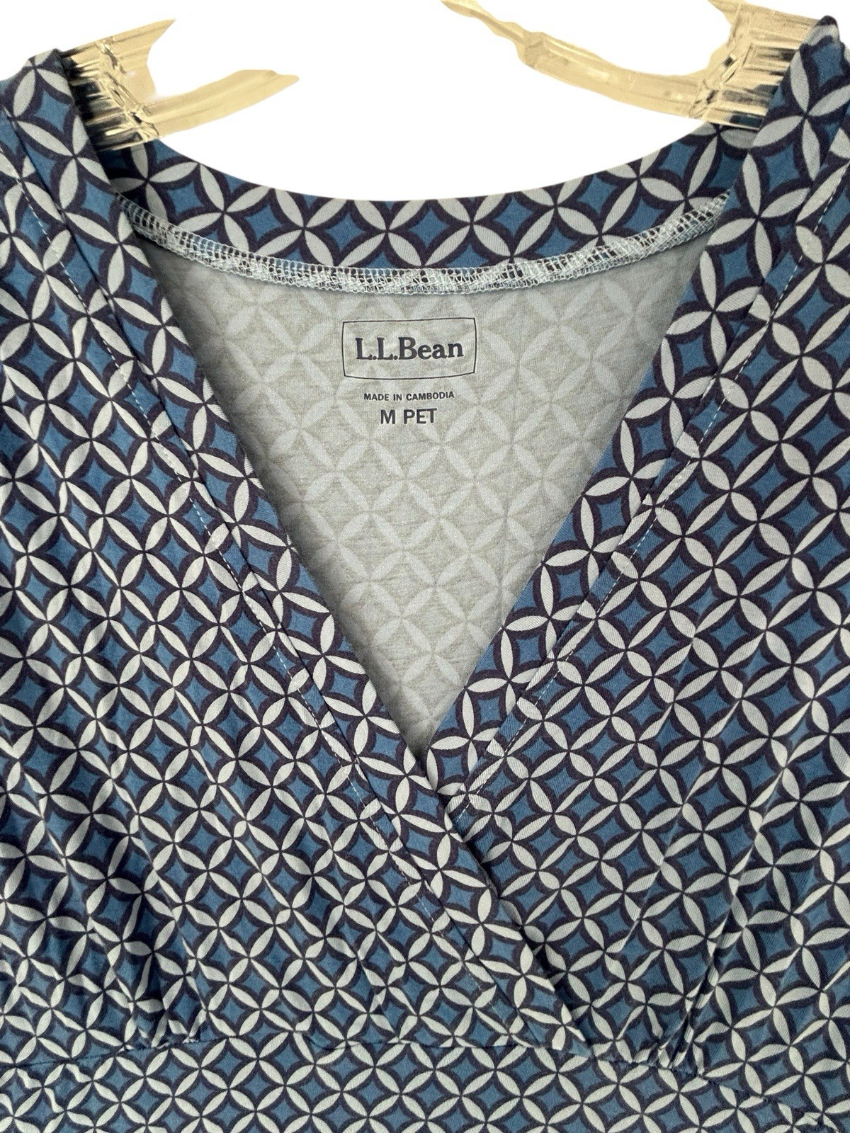 L L Bean Sz M PET Cross Over Front V-Neck Knit Dress Short Sleeve Blue Stretch