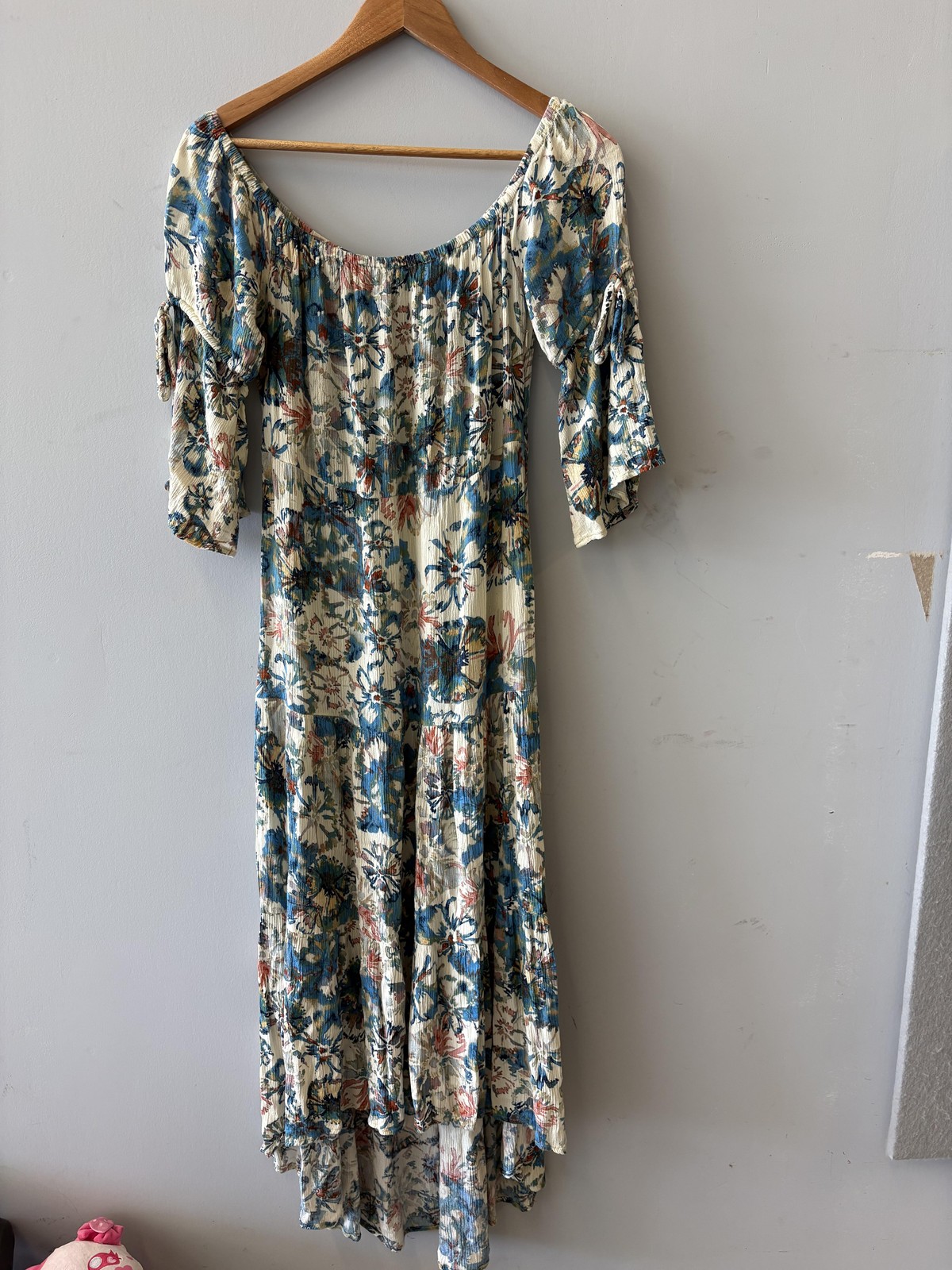 En Creme Dress Womens M Multicolor Floral Smocked Off Shoulder Maxi Hi Low Boho