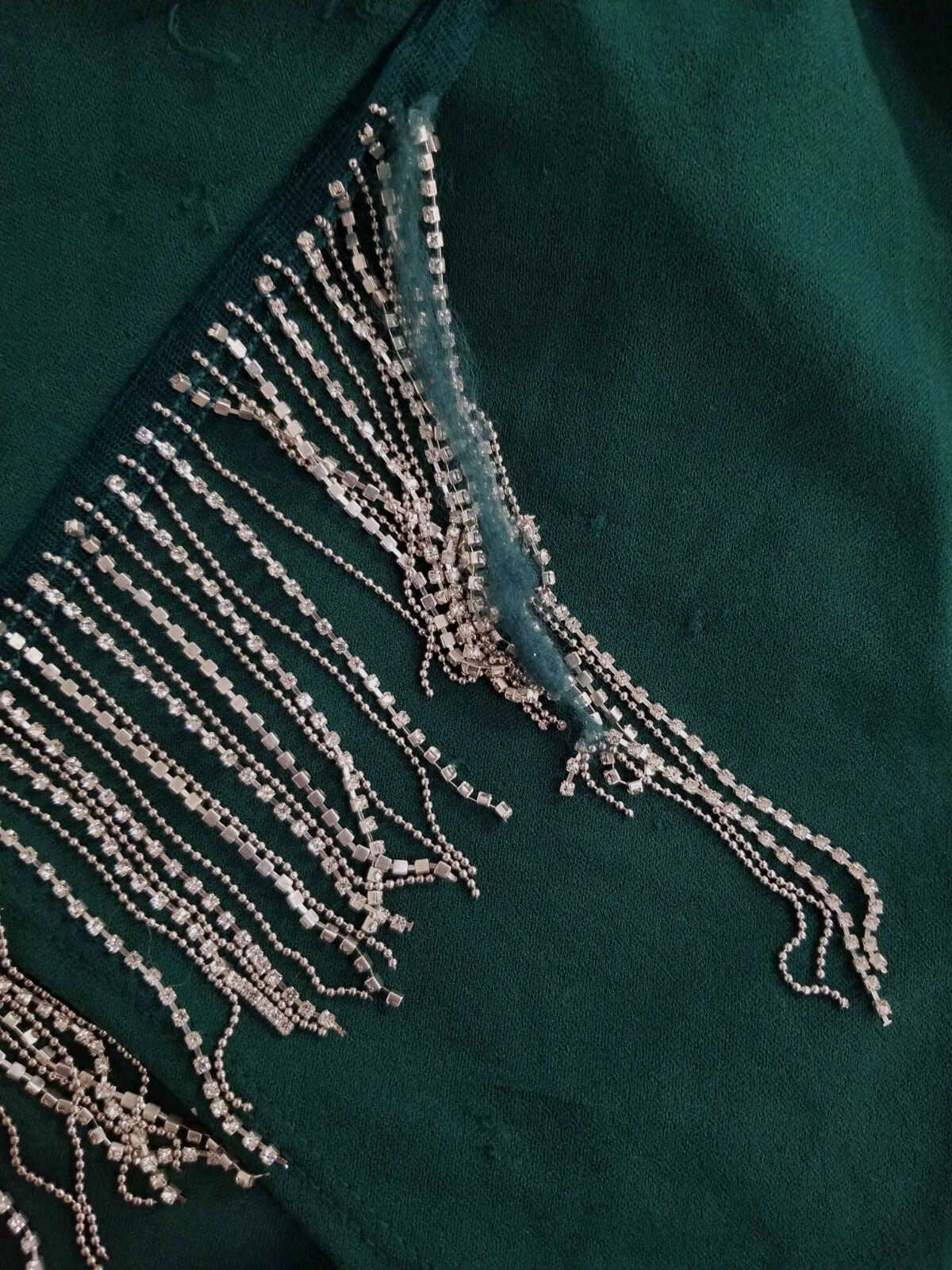 Emerald Sundae Women Green Sleeveless V-Neck Rhinestone Fringe Dress Size M