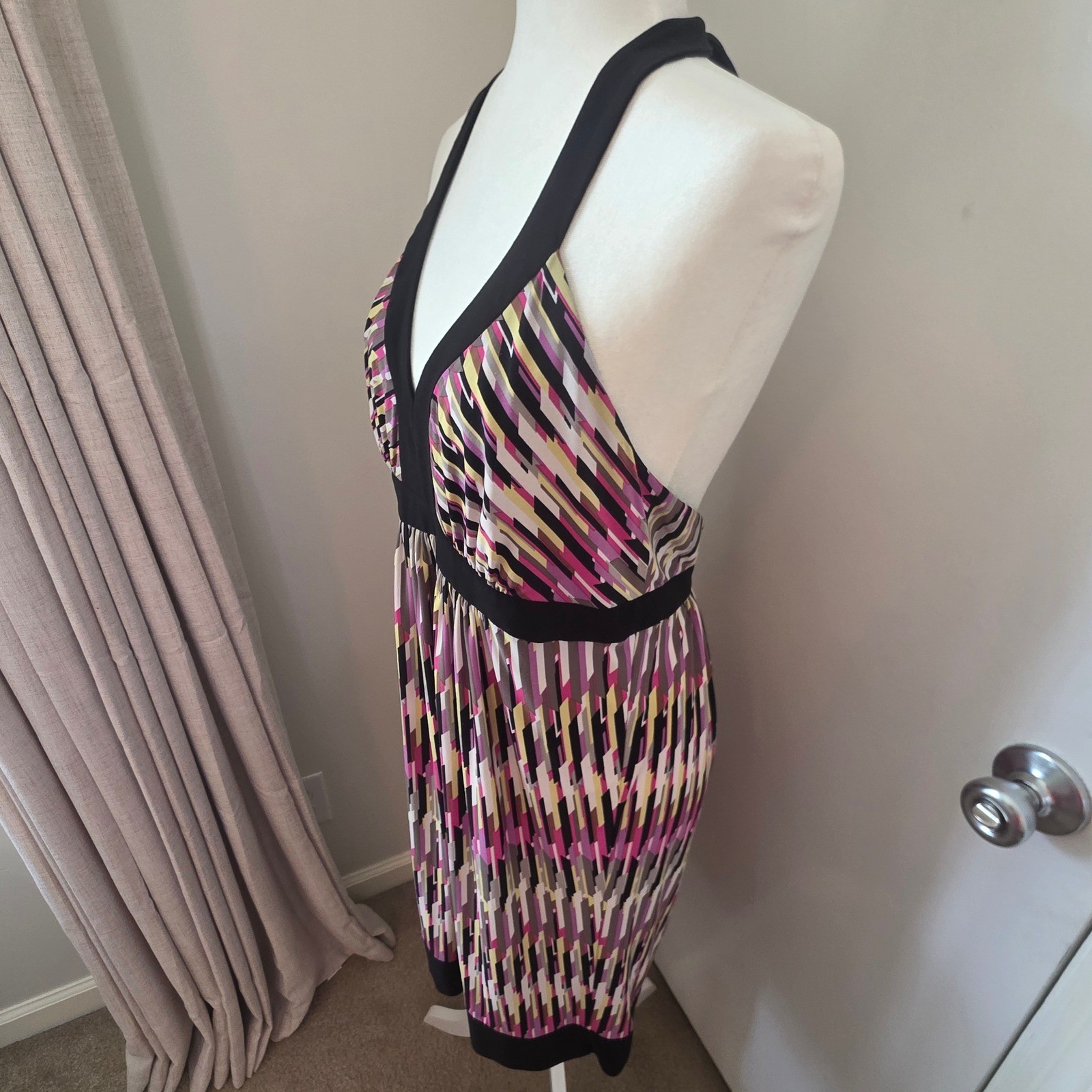 Max and Cleo Halter Dress Mini Geometric Black Yellow Purple Retro Y2K Party 12