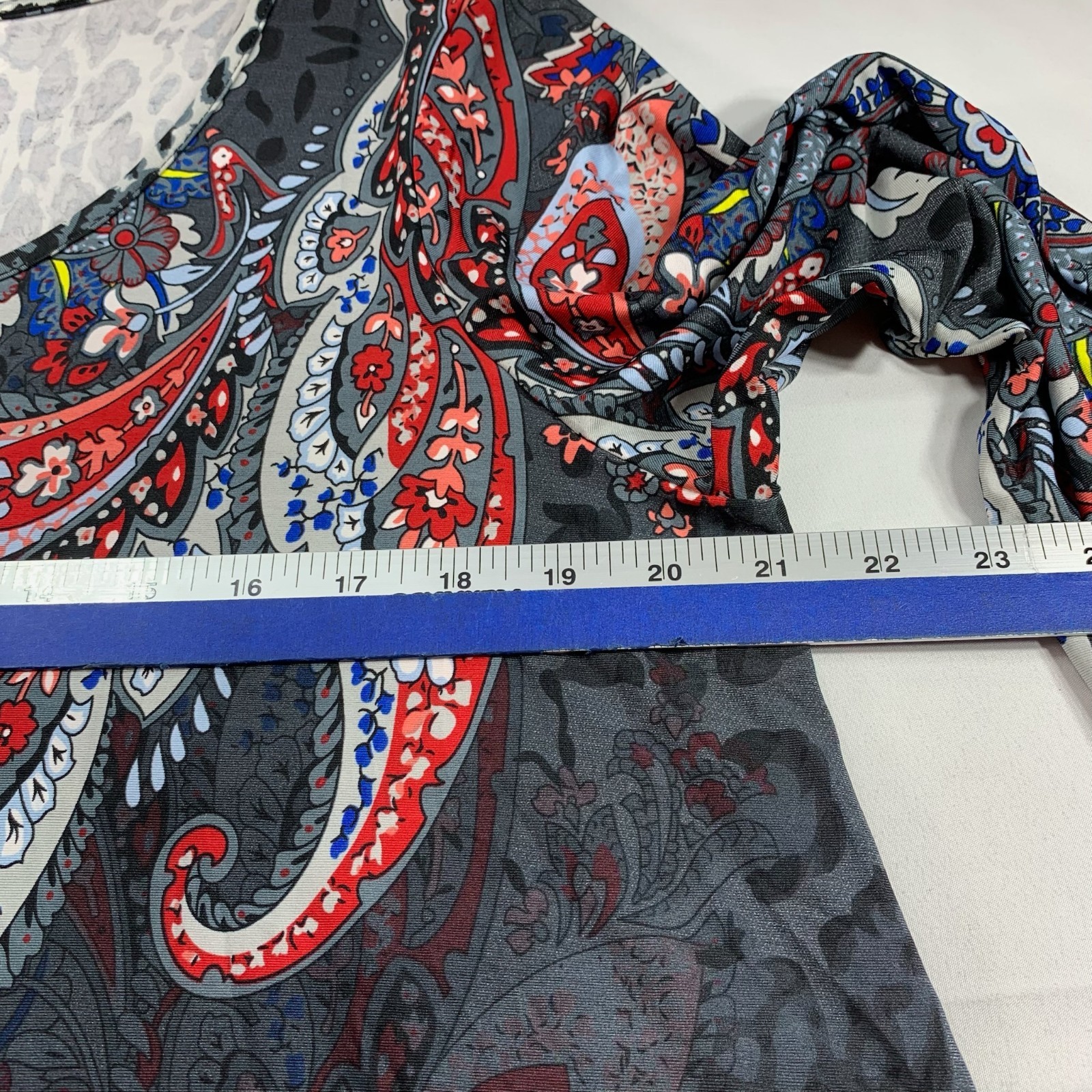 White Mark Tunic Blouse Womens Plus Size 1XL Black Red Floral 3/4 Sleeve New