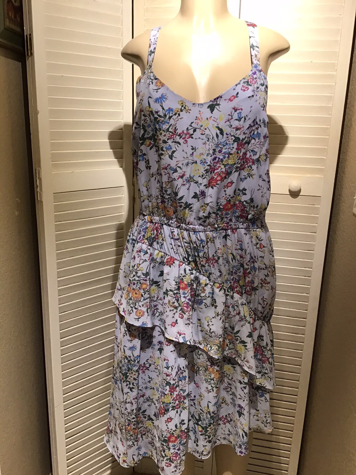 A.n.d.e.a.w.y dress Size L Floral blue color
