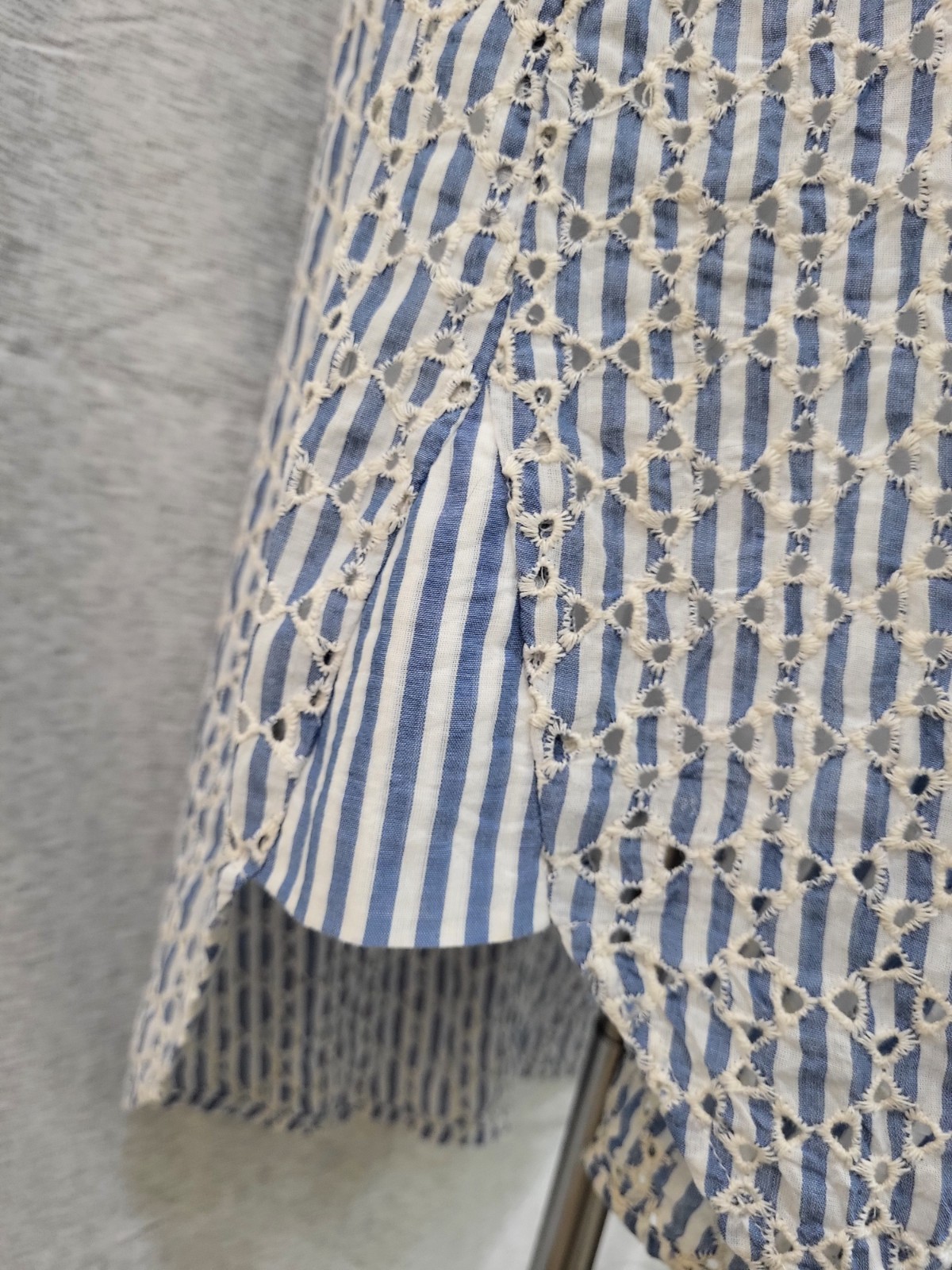 Anthropologie Stripe Sleeveless Button Embroidered Eyelet Blue White Dress Sz 12