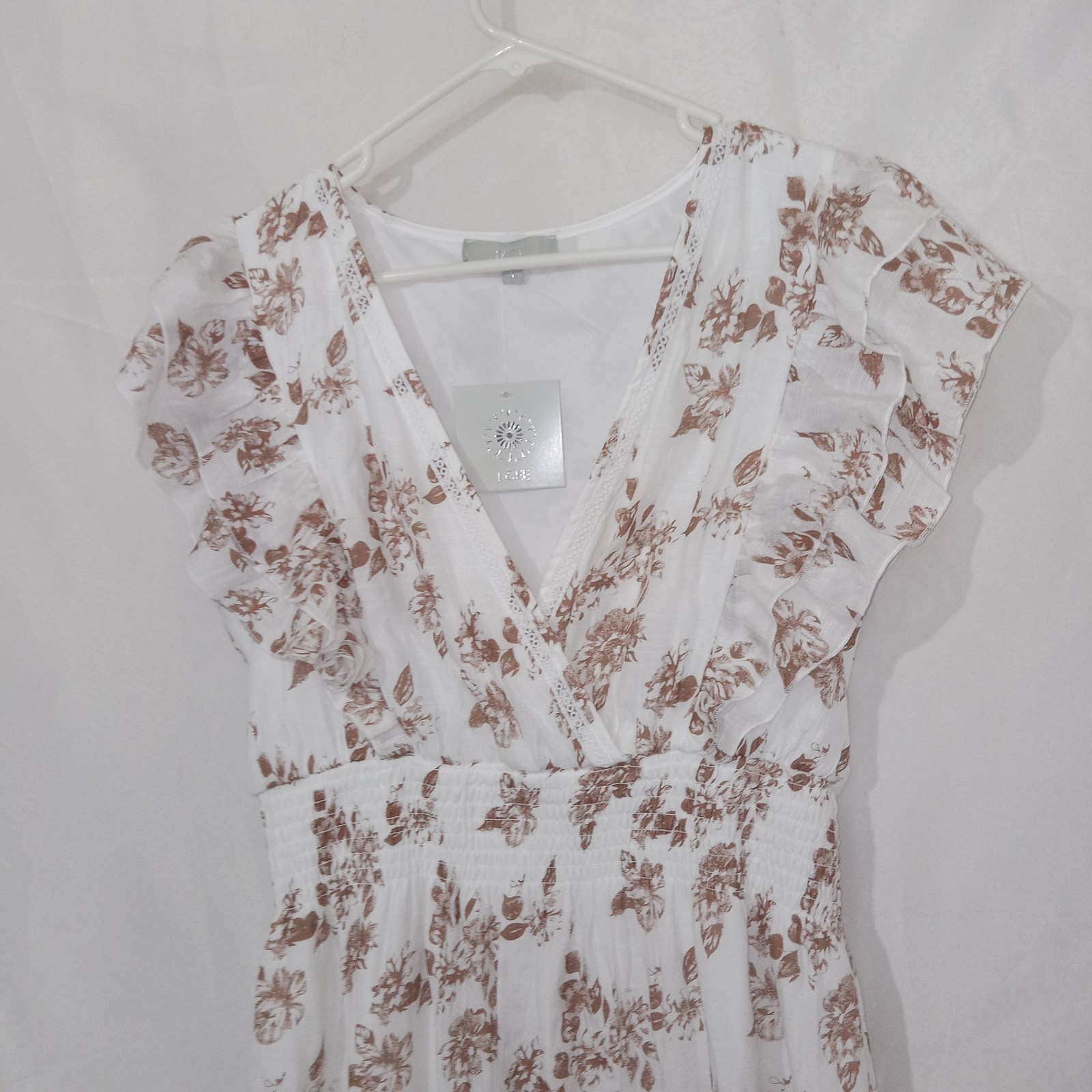 NWT J Gee Maxi Dress Size L White Brown Floral Cottagecore Smocked Boho Flutter