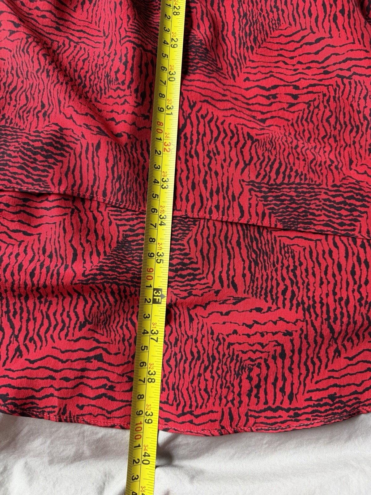Myne By Ashley Ann 100% Silk Red & Black Abstract Tiger Womens Size 4 High Low