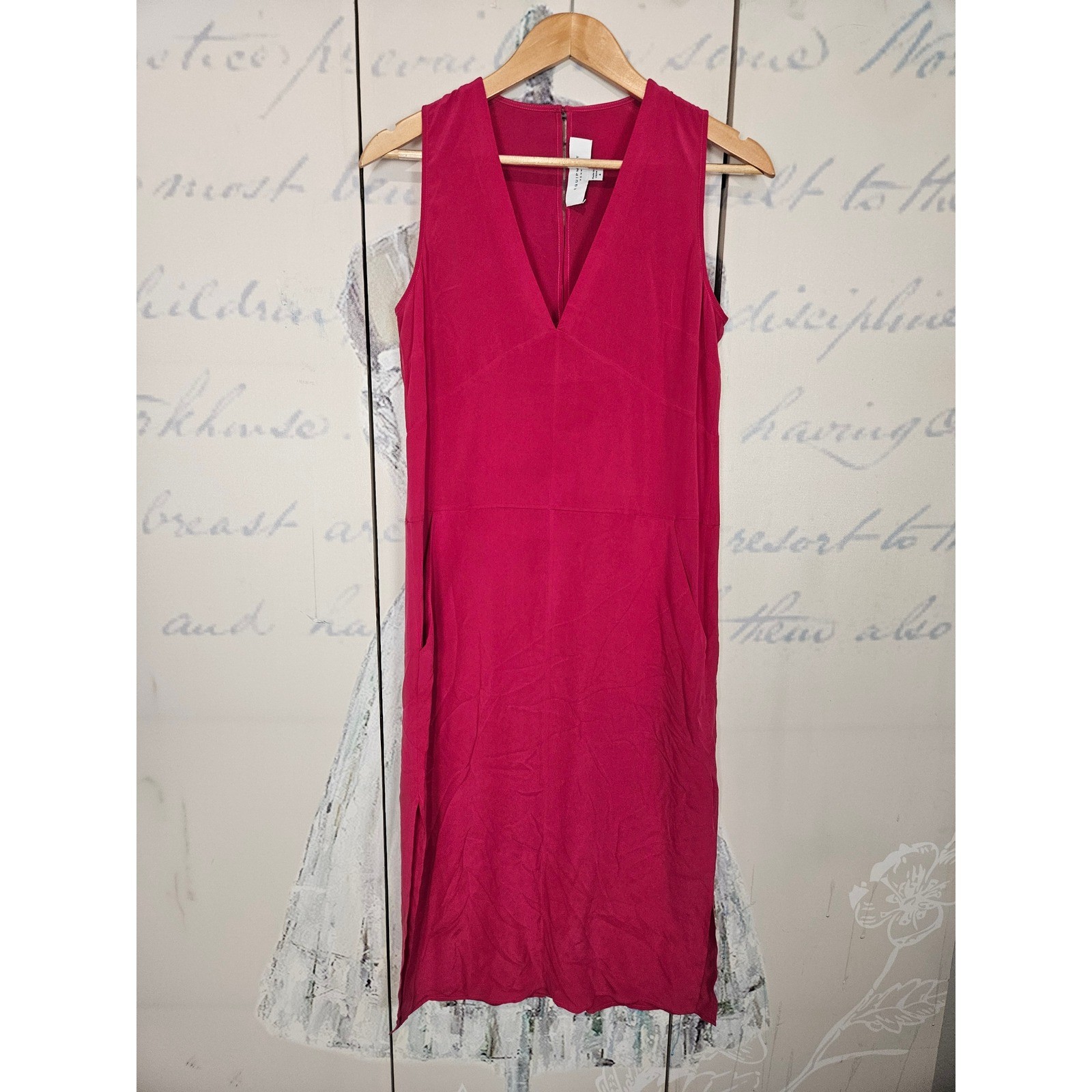 Equipment Femme Silk Midi Dress 4 Pink V-Neck Sleeveless Pockets Side Slits