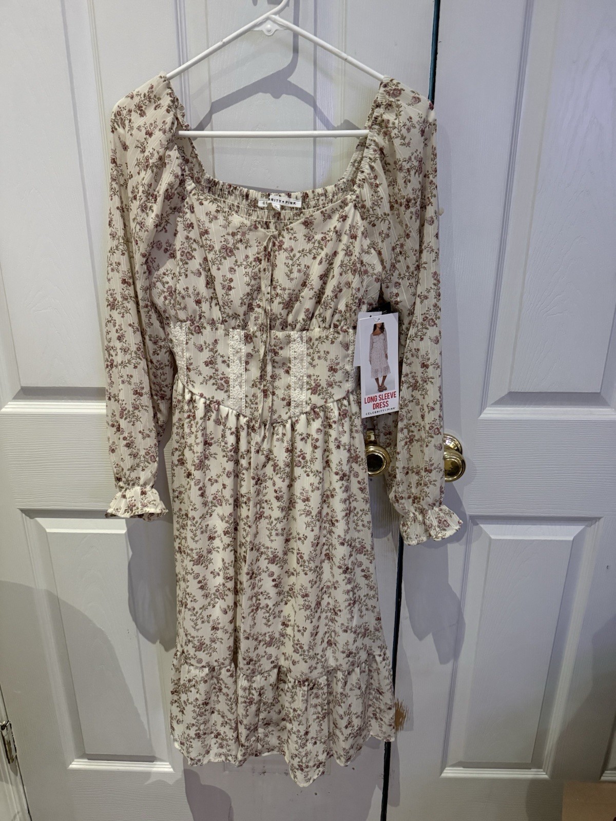 Celebrity Pink Juniors and Juniors Plus Short Sleeve Smocked Midi Dress, Size M