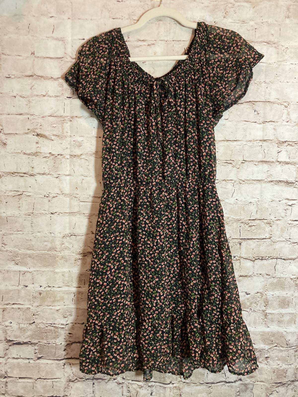 Sienna Sky Dress Womens Medium Black Ditsy Micro Floral Dark Romantic Tiered