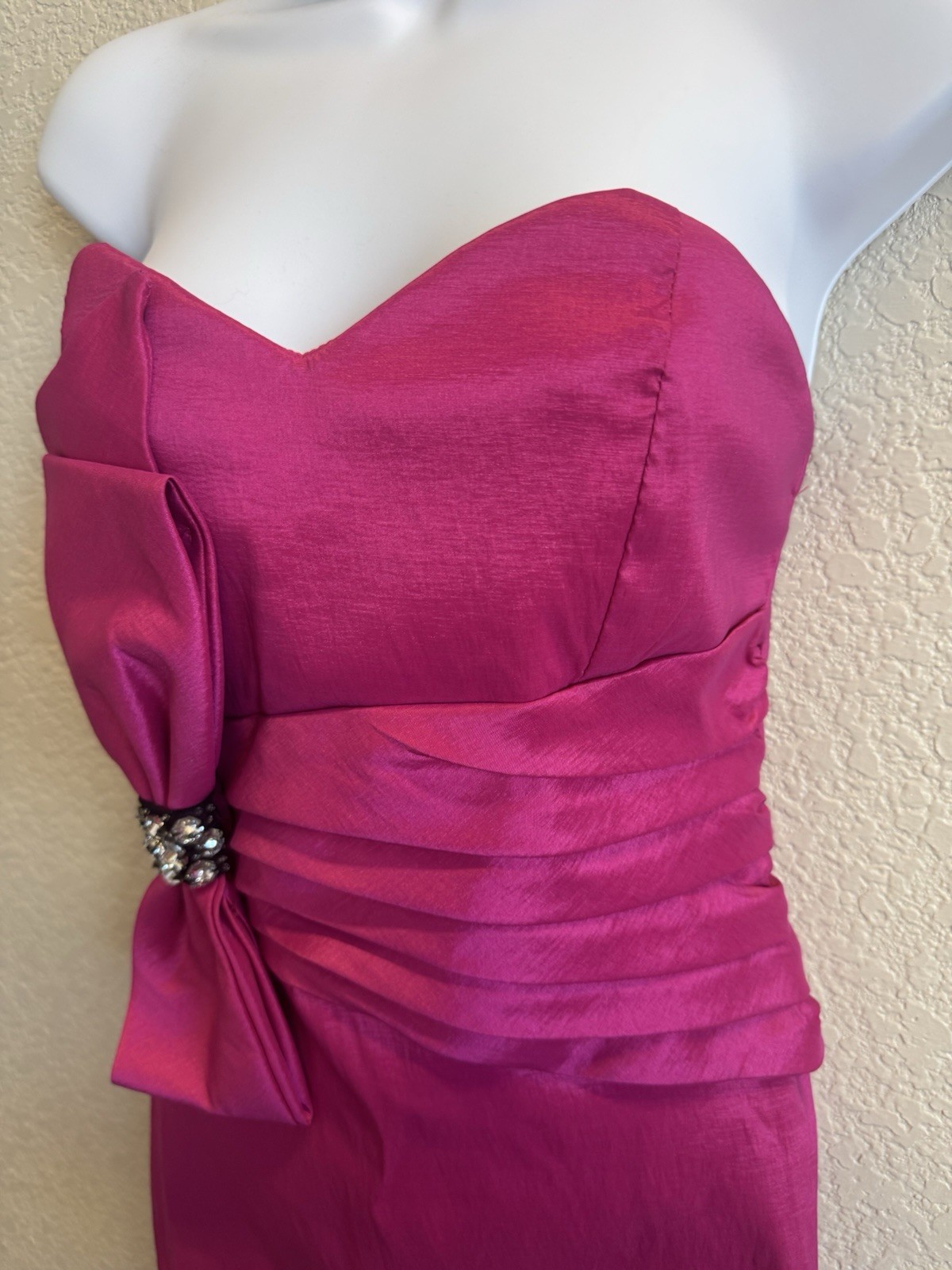 Mystic Pink Strapless Bodycon Short Dress Sweetheart Neck Bow Beaded Size S