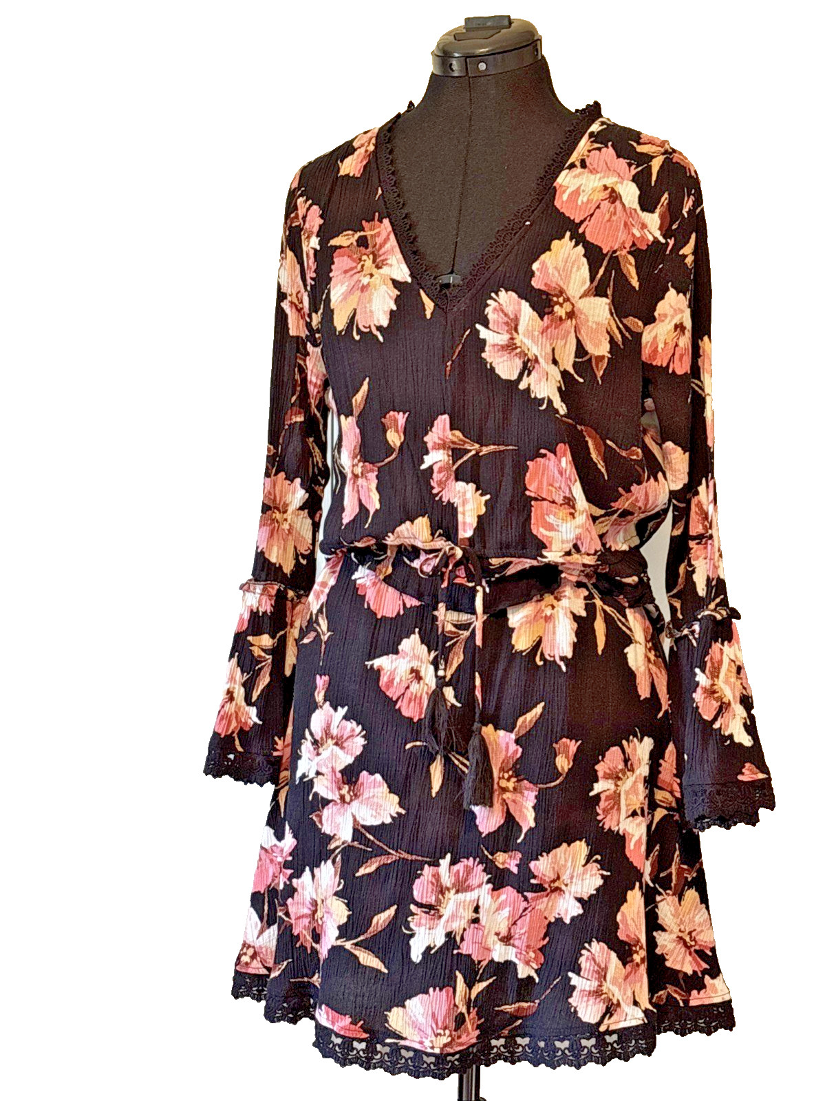 American Rag Cie Women’s XL Floral Dress Black Pink Boho Tassel Tie Long Sleeve