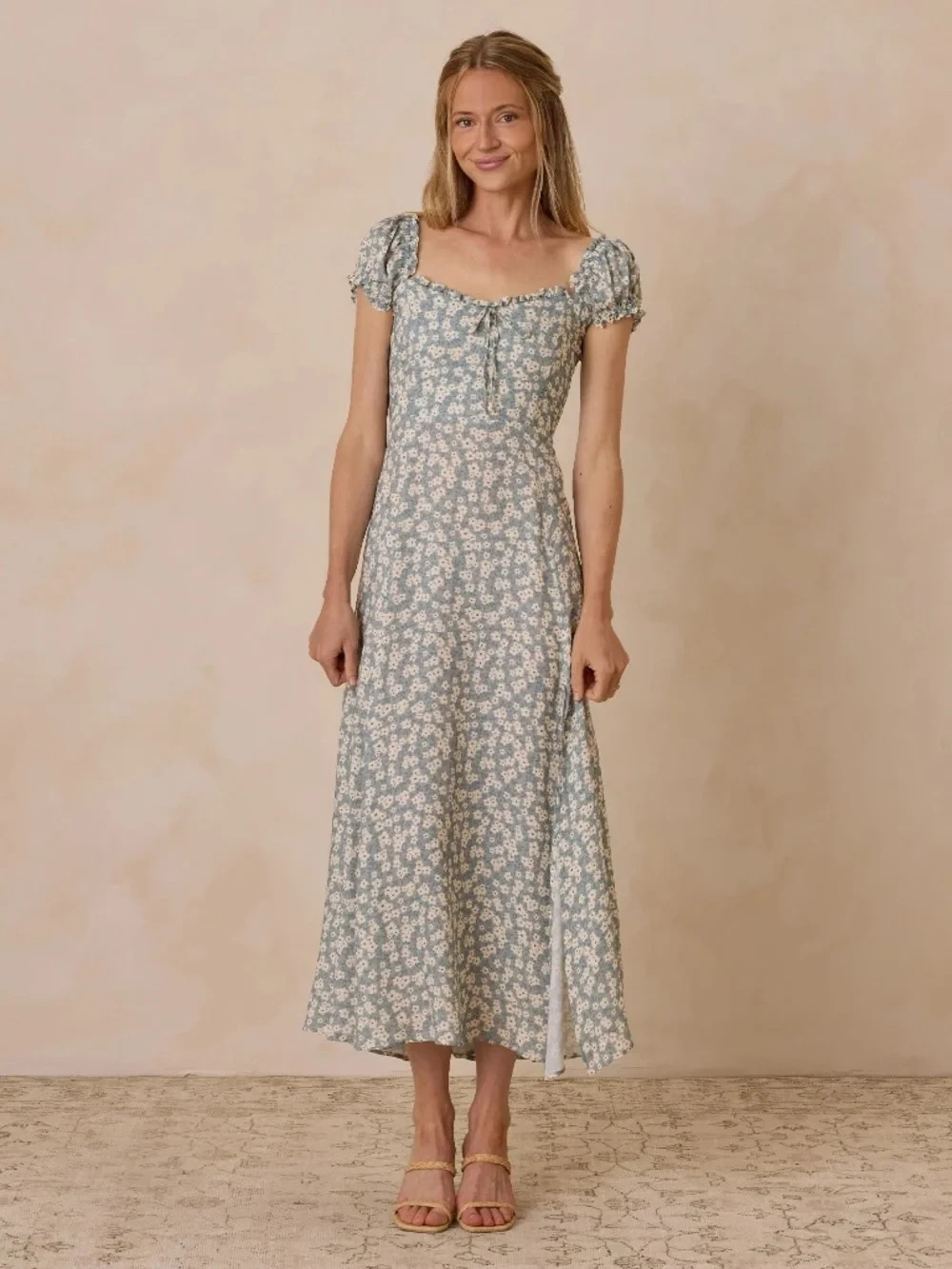 NWT Noralee Nancy Dress Aqua Ditsy – Medium – floral blue midi short sleeve slit