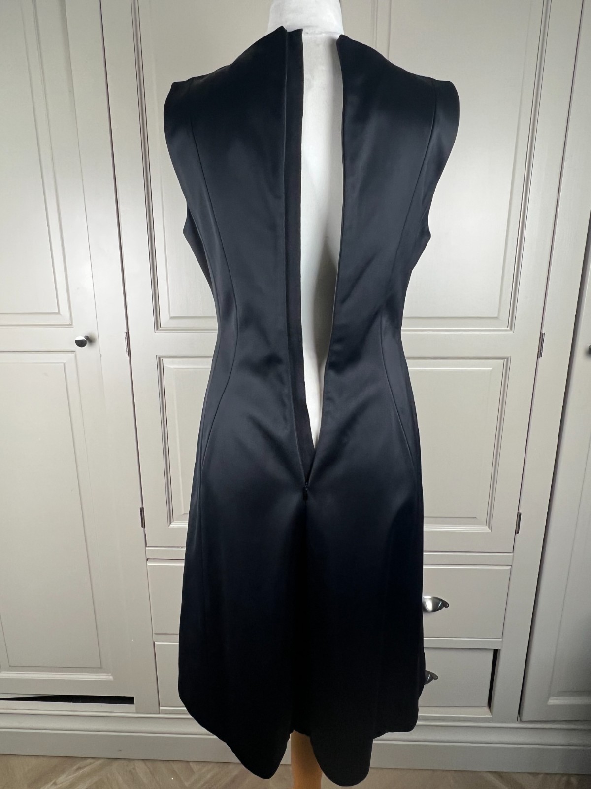 Jigsaw weighty satin Fit And Flare black Dress, Size UK 12