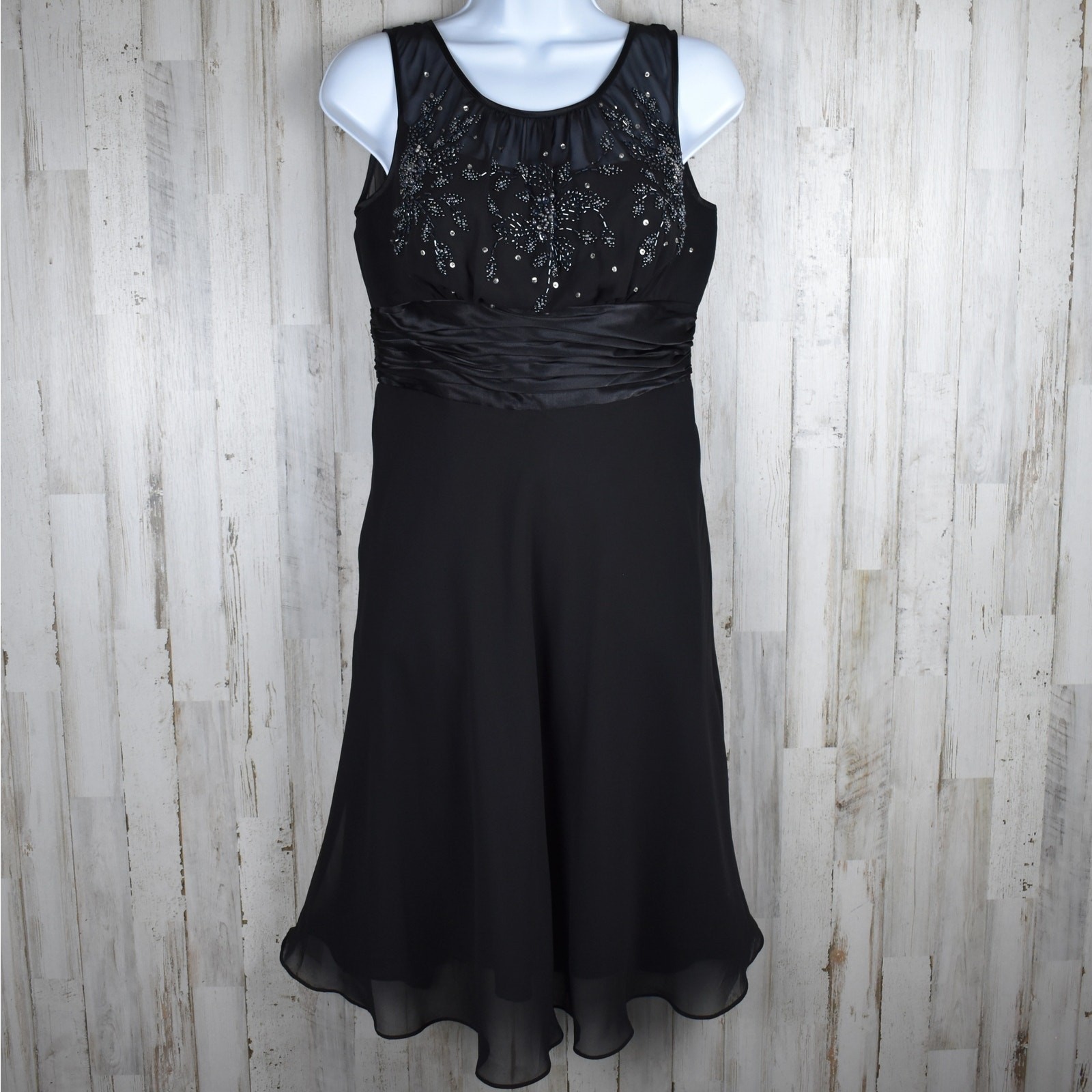 Vintage Black Beaded Sleeveless Formal Dress Women’s 6 Petite Whimsigoth Prom