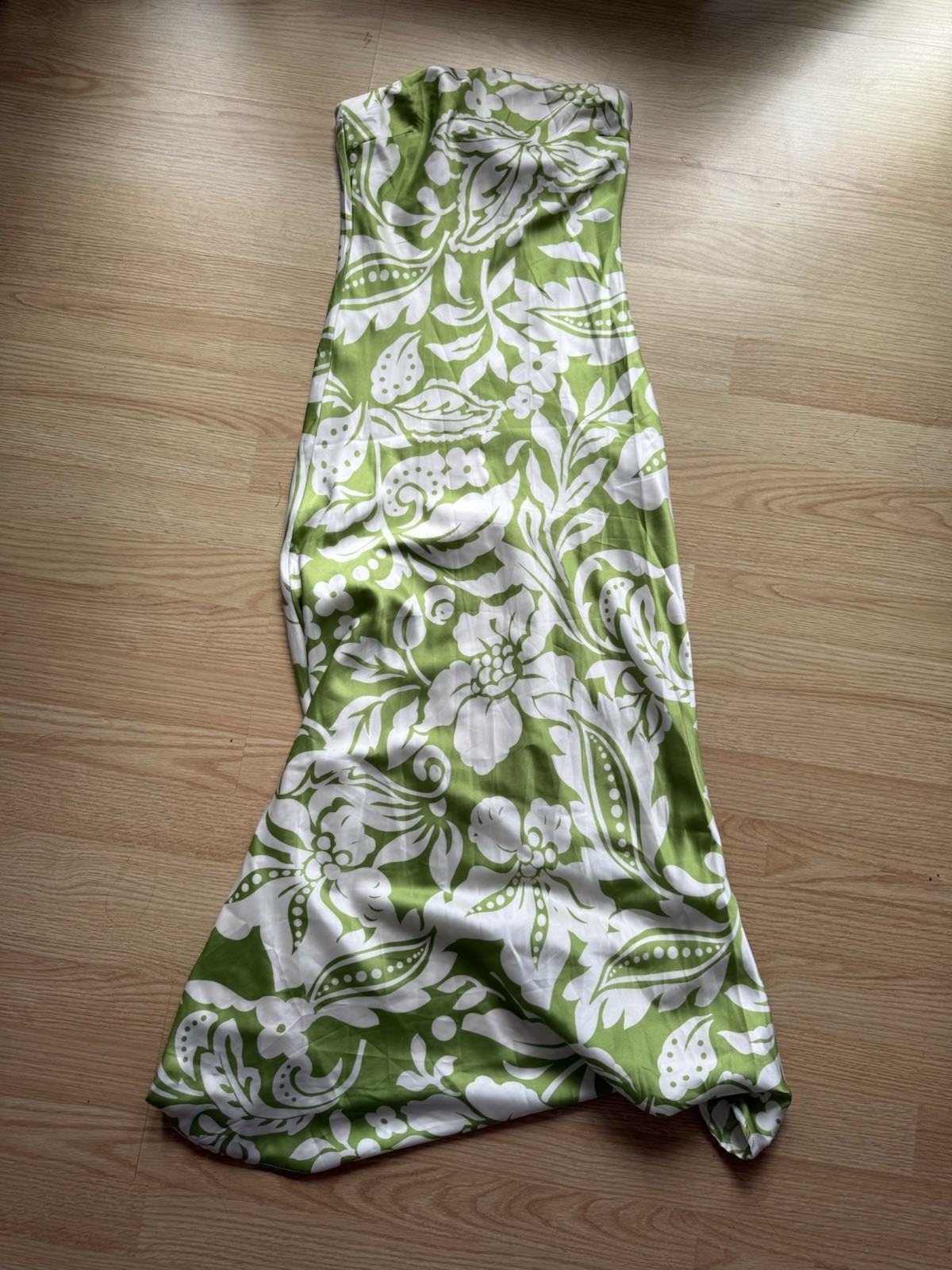 Anthropologie paper heart green floral strapless satin maxi dress size small