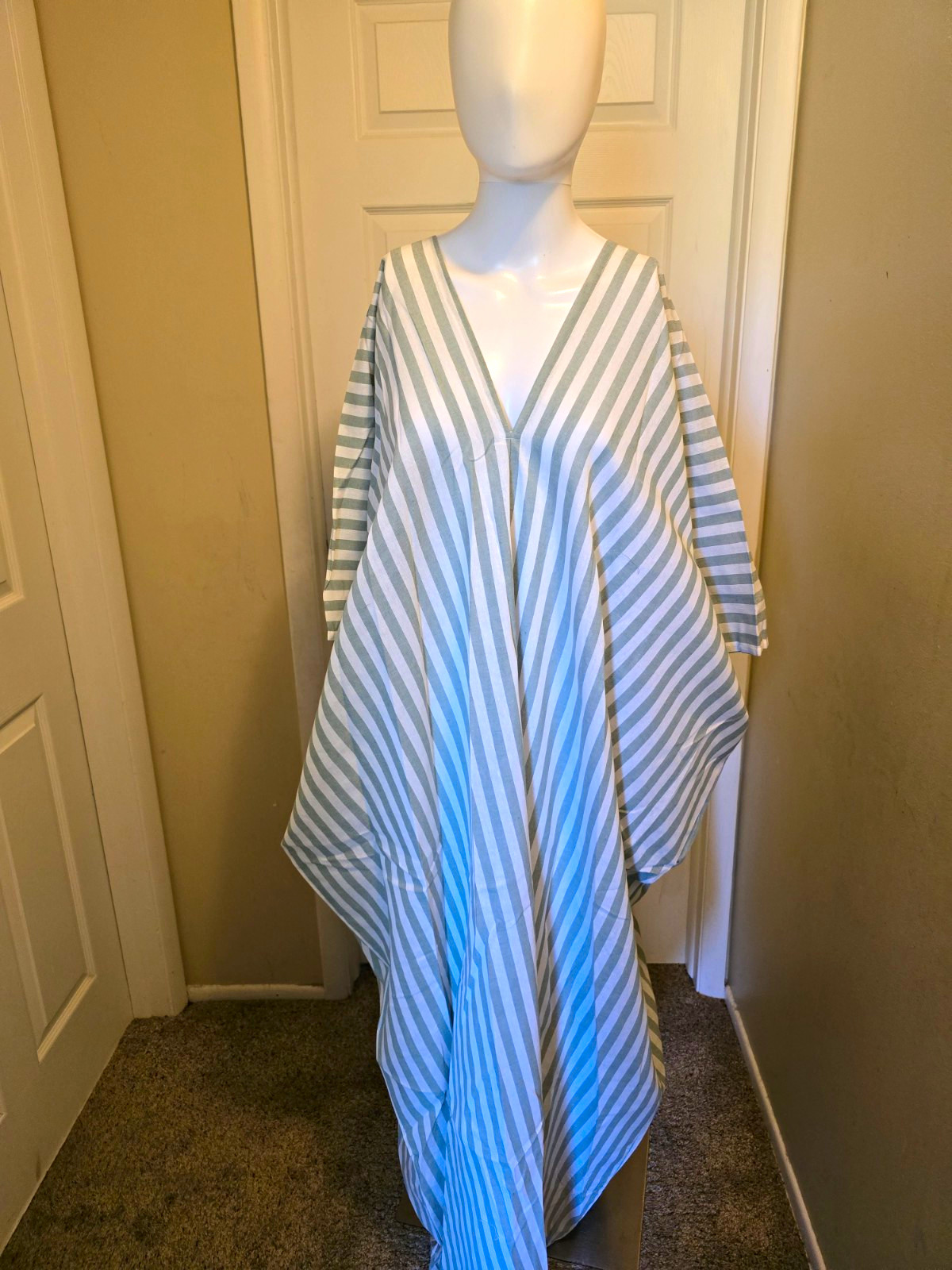 Linen Bubu for Summer Women’s Fashion Casual V-Neck Solid Color LIght blueOne