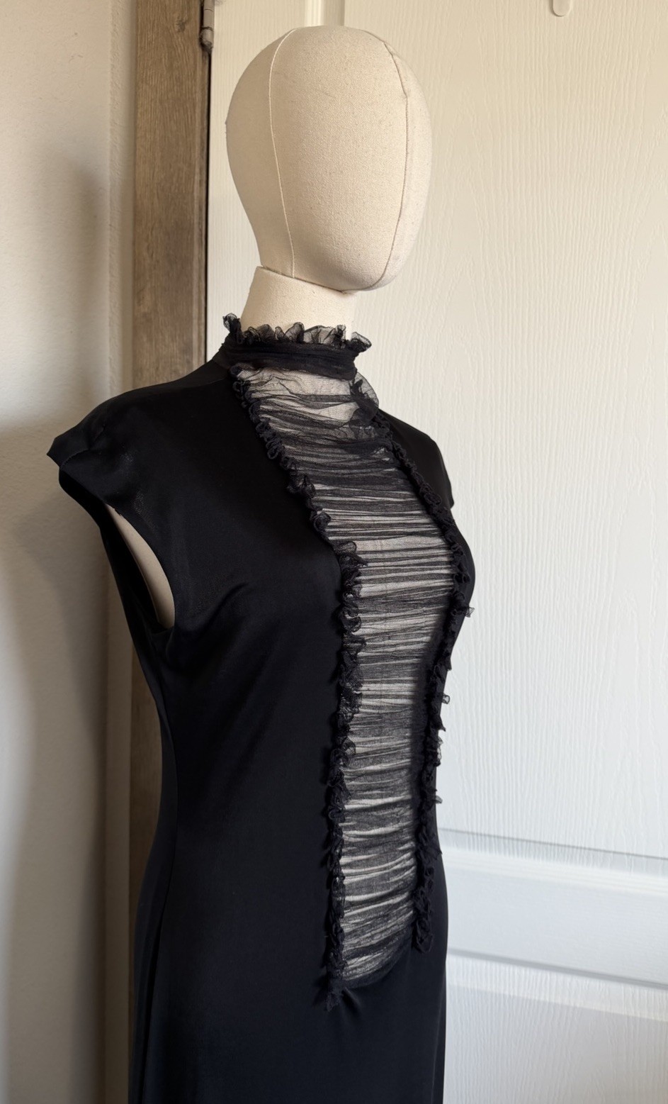 Y2K 90s Vintage Vera Wang Size 10 Black Rushed Mesh Midi Dress Silk Blend *READ