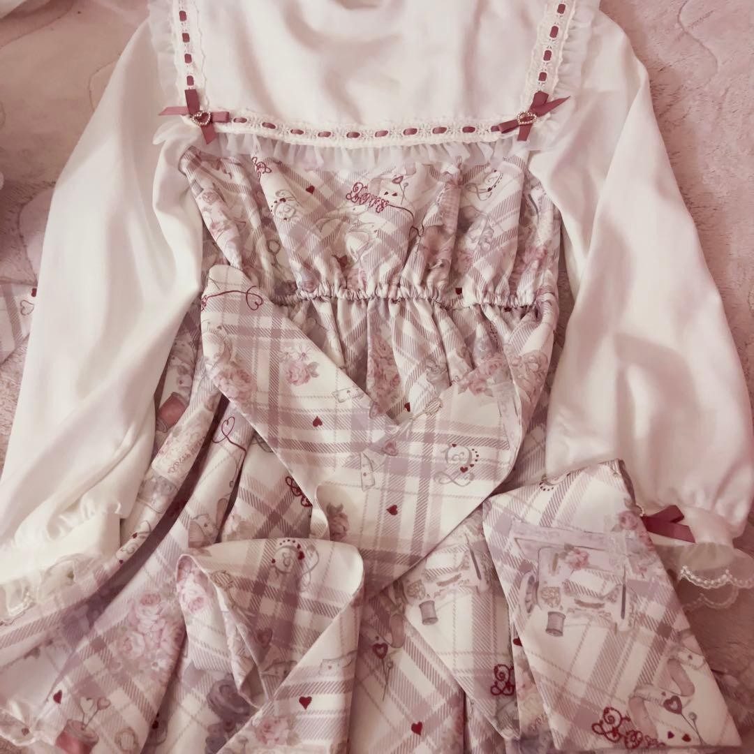 LIZ LISA Pre-Owned Sewing Pattern Setup