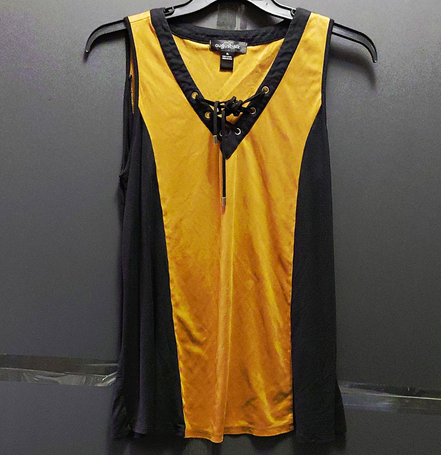 August Silk Black Gold Colorblock V-Neck Lace-Up Sleeveless Shift Dress XL