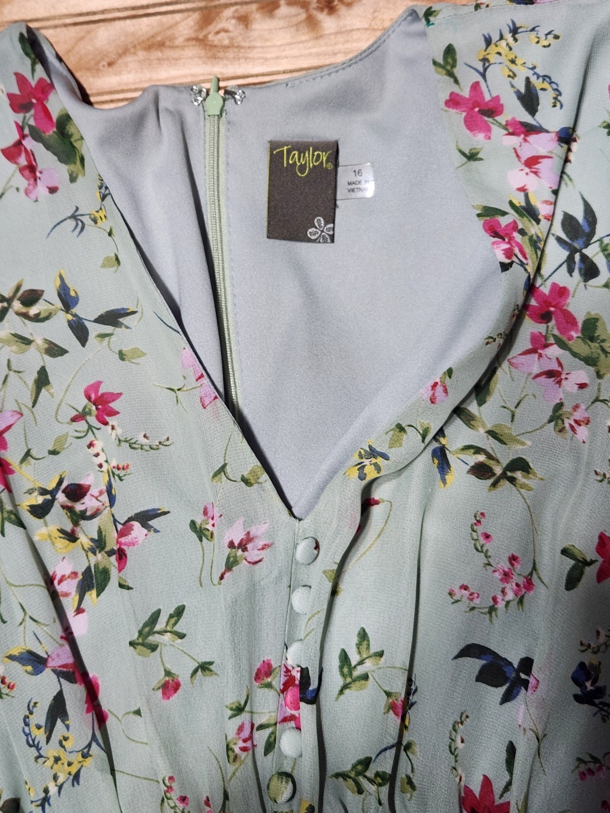 Taylor Sage Green Floral Smocked Tiered Dress sz16 Boho Romantic Sheer Garden
