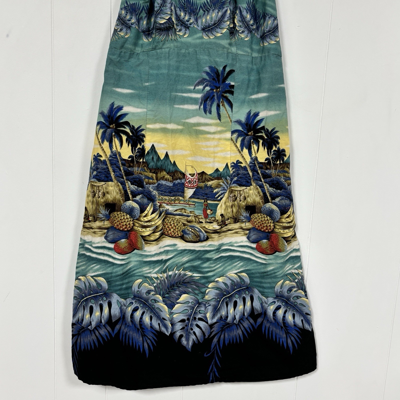 Royal Creations Hawaiian Halter Dress M Scenic Tropical Print Made in Hawaii