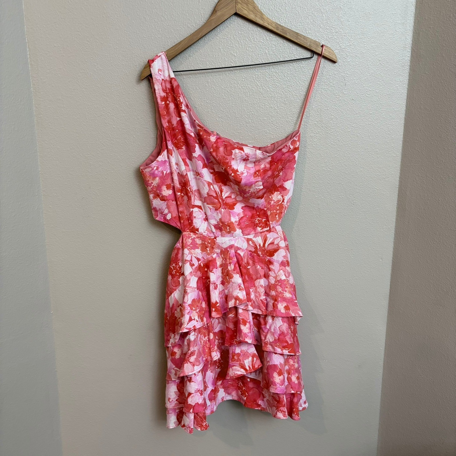 Do+Be Floral One Shoulder Mini Dress Large Pink Ruffle Cutout Summer Party