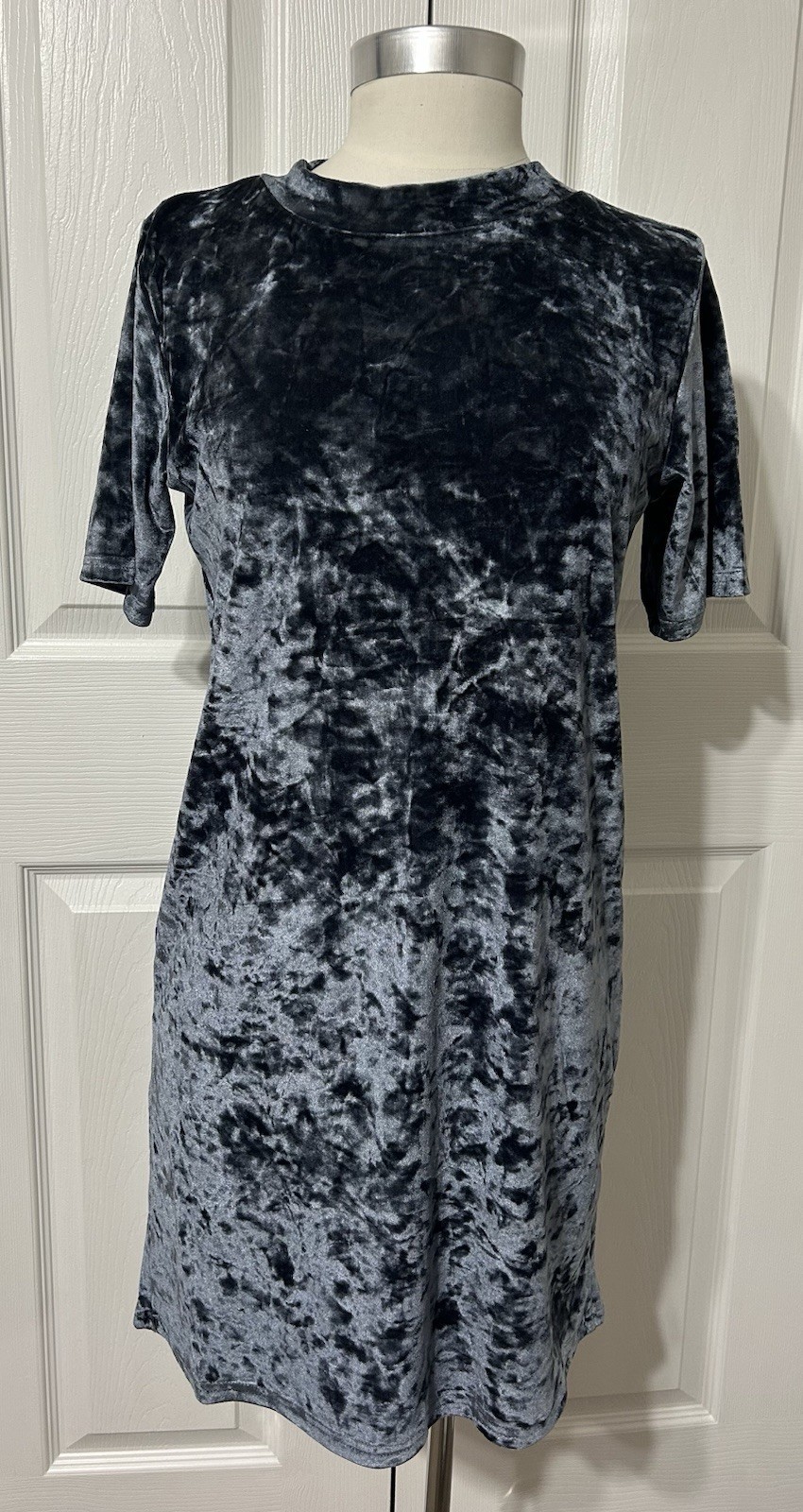 YELETE Women’s Smokey Blue Crushed Velvet Mini Shirt Dress NWT Size S