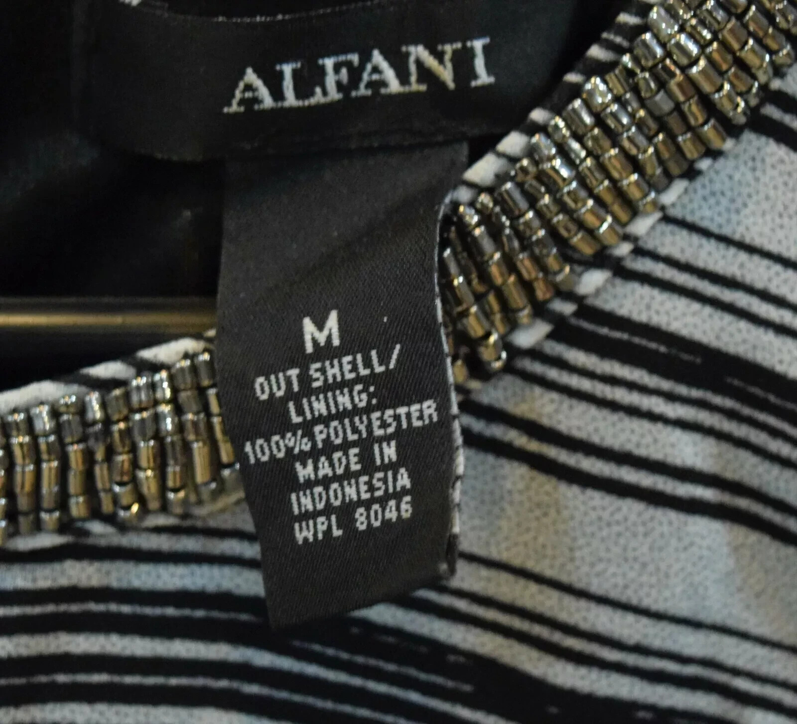 ALFANI EMBELLISHED TUNIC- GRAYS – MEDIUM