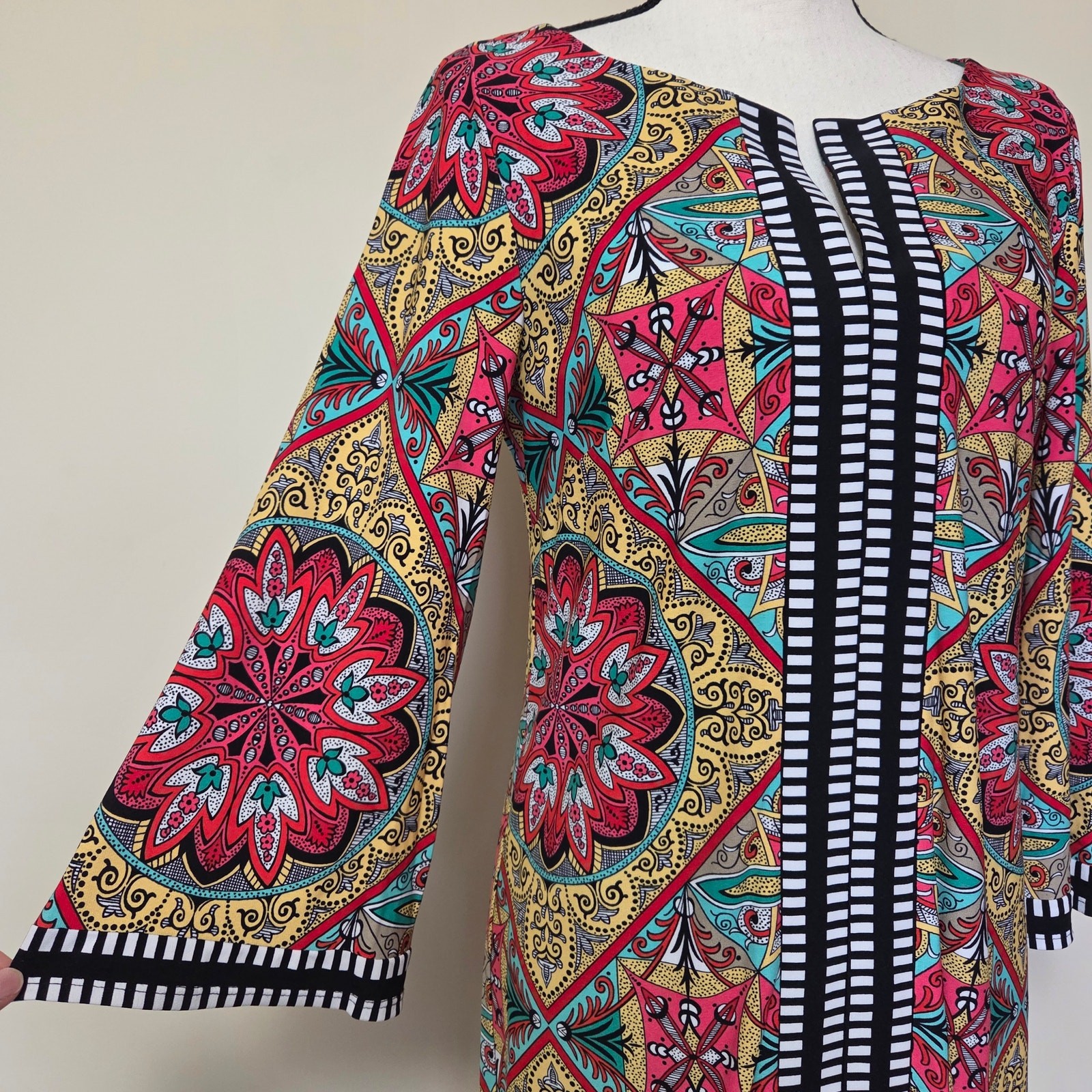 Laundry By Shelli Segal 8 Vibrant Lined Shift Dress Tunic 3/4 Bell Sleeve