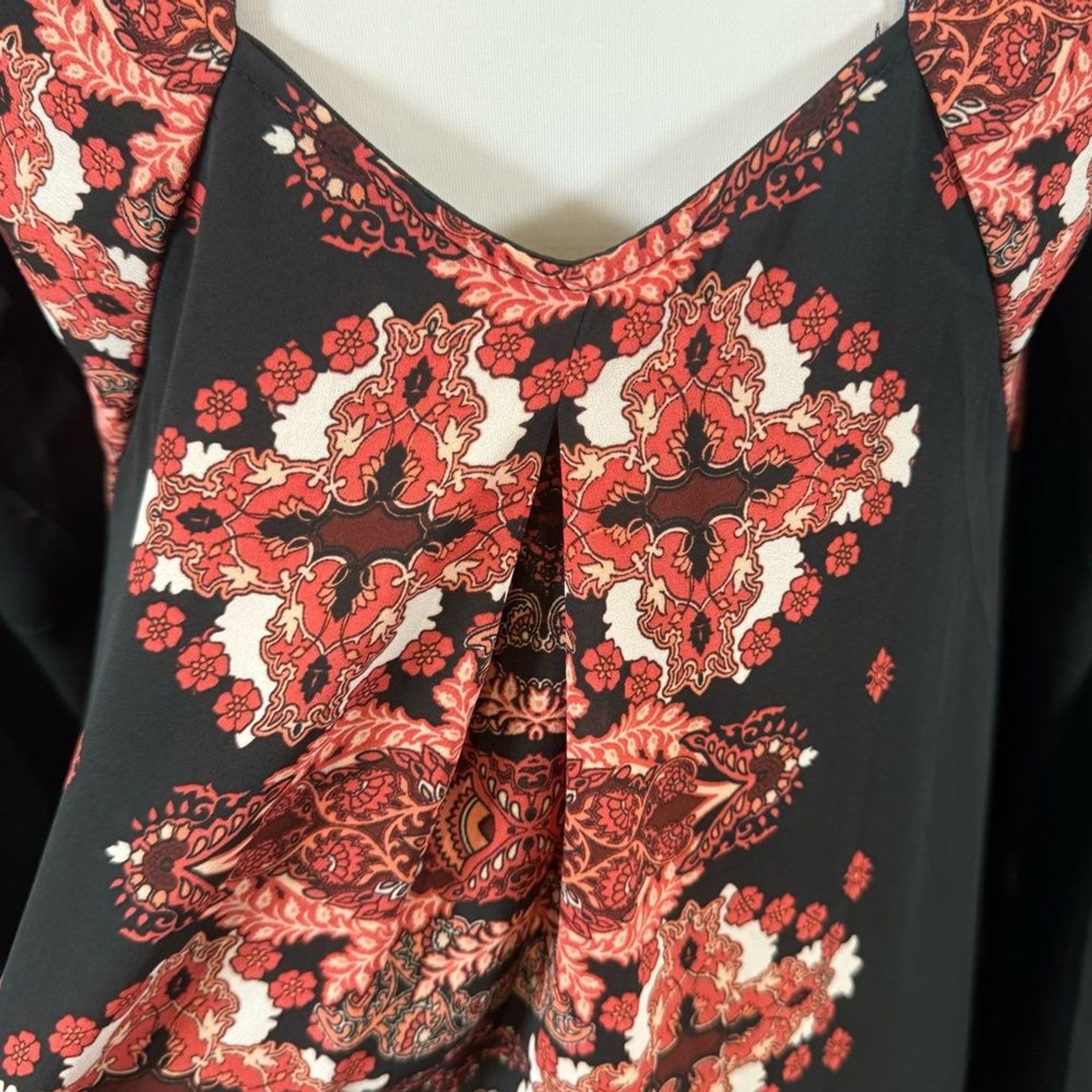 Black and rust boho print keyhole back shift dress size small NWT