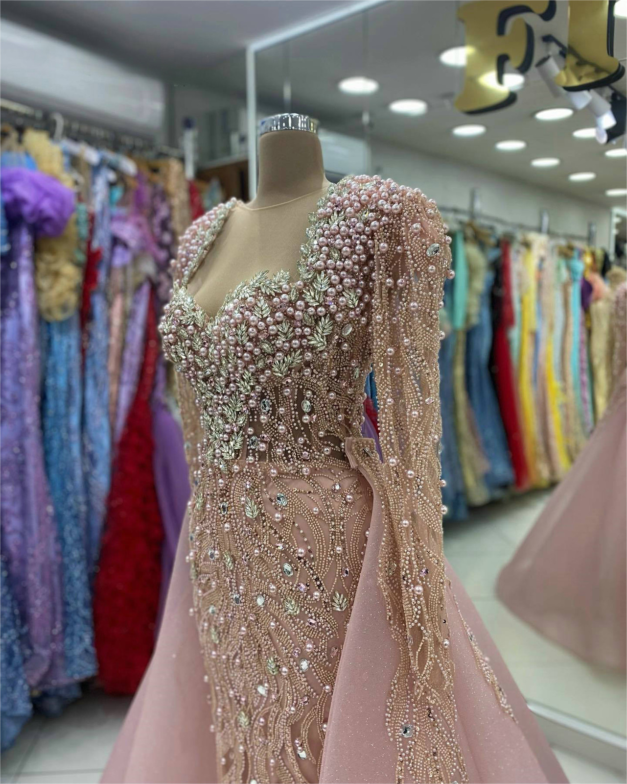 Pink Beaded Mermaid Evening Dresses Long Sleeves Sequins Formal Prom Party Gowns