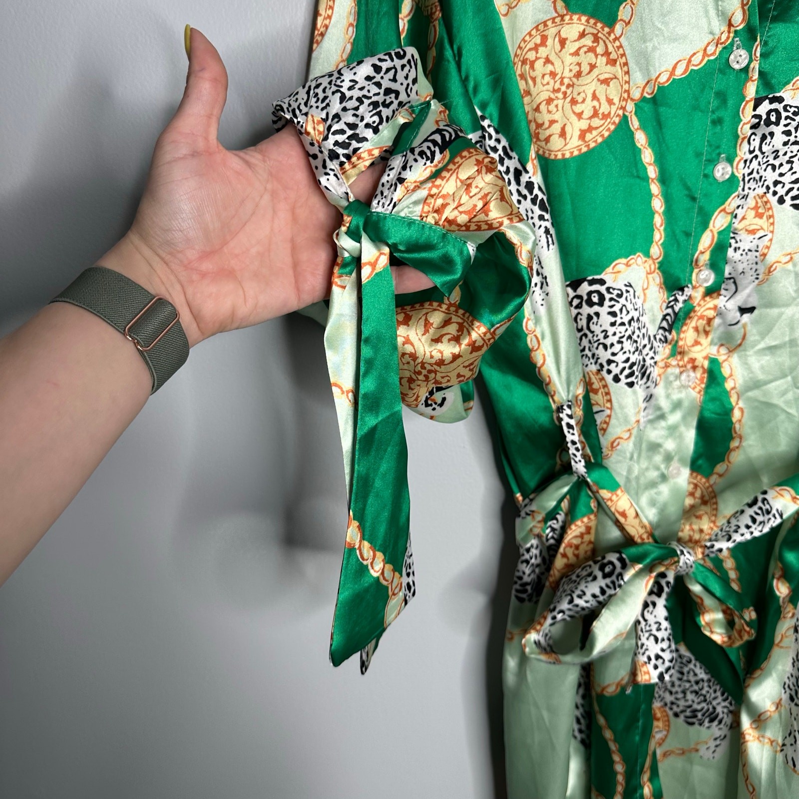SundayUp Chain & Leopard Dress Womens L Green NWT Satin Belted Shirt Dress Bold